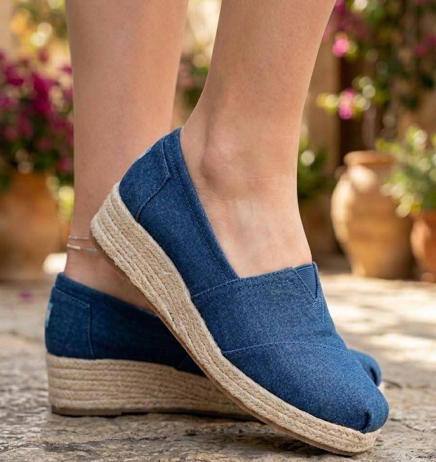 Sarai Sarai | Santa Ana