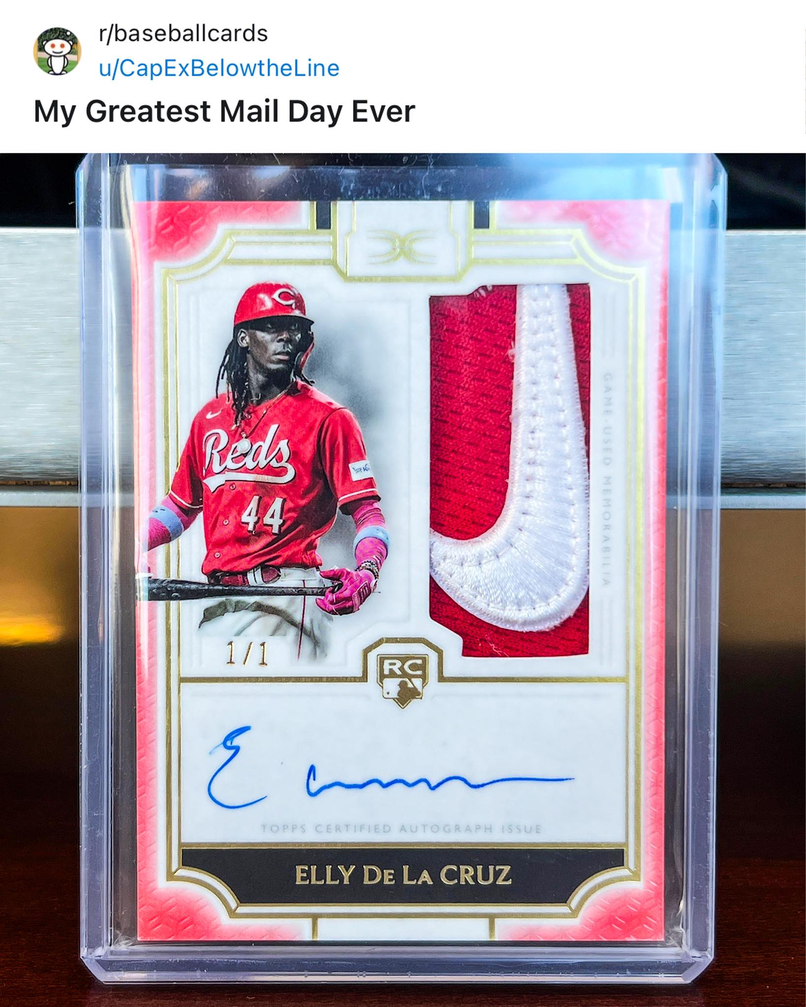 JUST PULLED: Elly De La Cruz 1/1 rookie patch autograph booklet