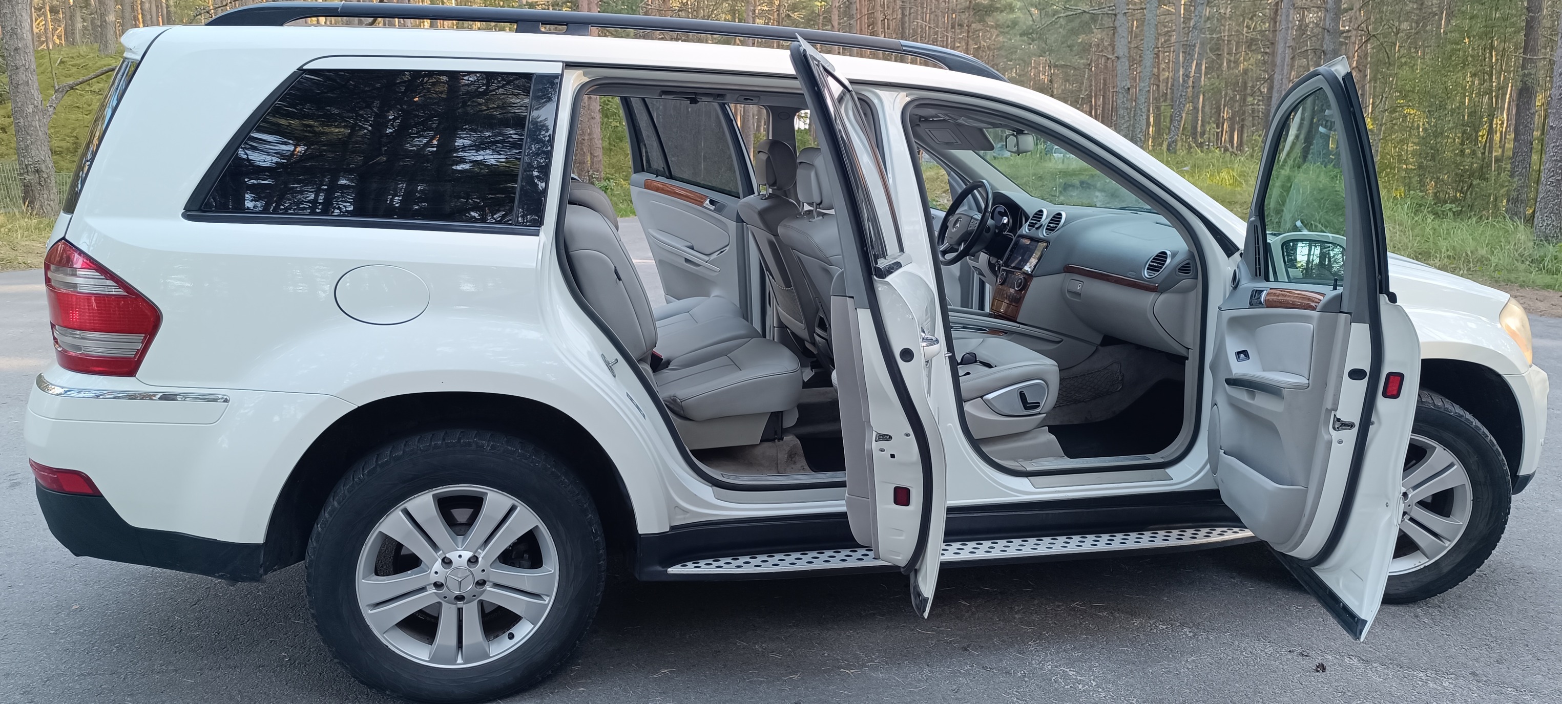 Car Rental / Autovermietung / Автопрокат Riga | Riga