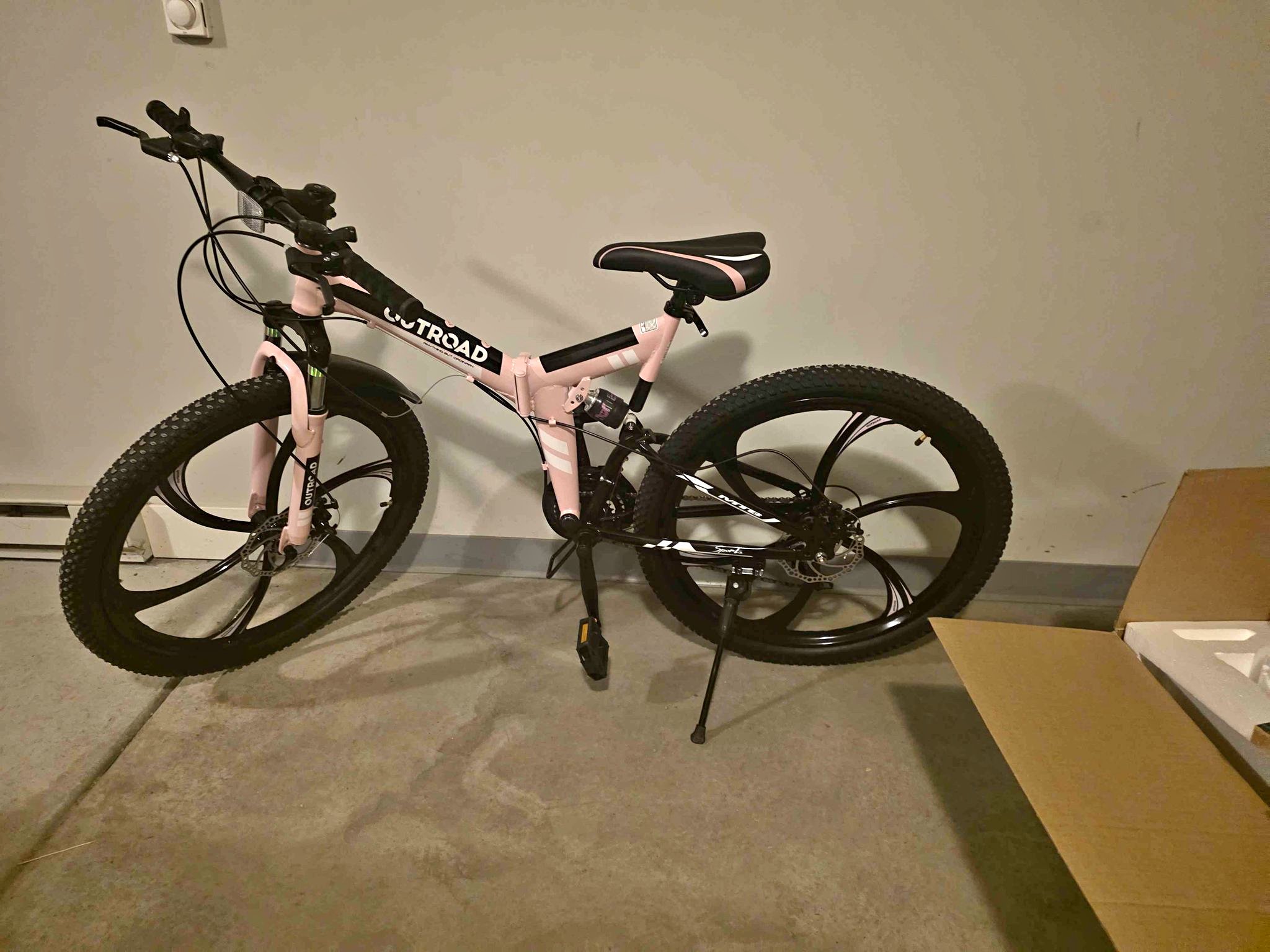 electric bicycle trike Bunch Bikes Original Cargo Bike for Families - Red Sedona Woodgrain international_ineligible Yeti Camino Bag 35 Thread Color for Initials (or Name):Champagne it redefines efficiency in