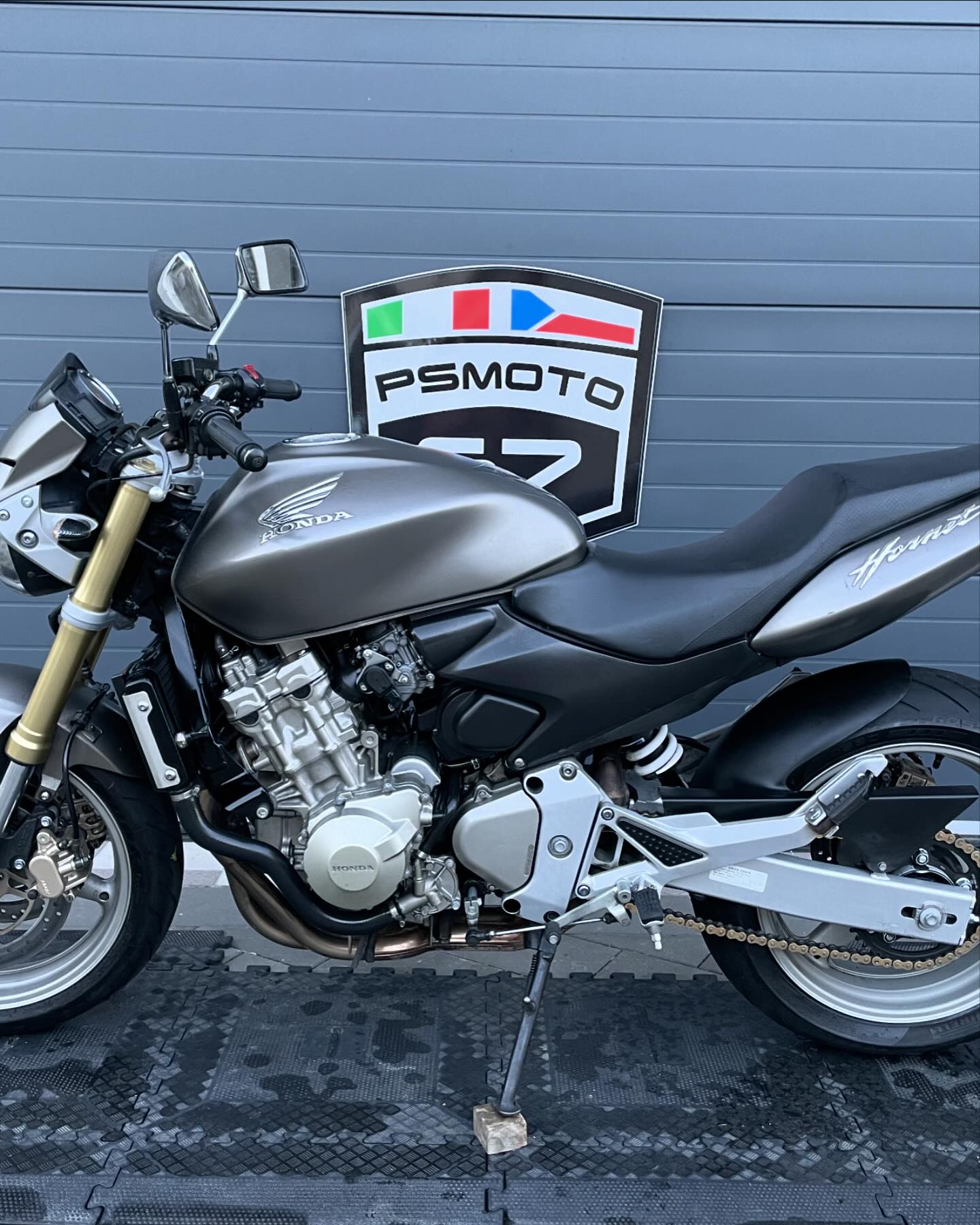 Honda CB600F Hornet 2006