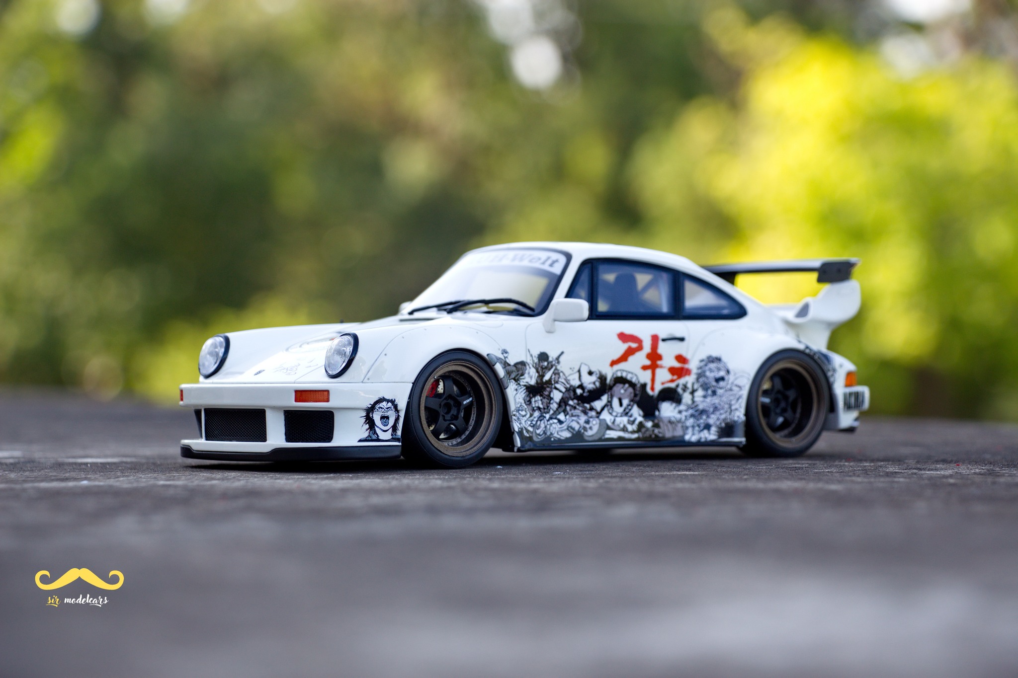 417. Porsche 911 (993) RWB Yuiitsumuni Silver 2024 - GT Spirit / 1