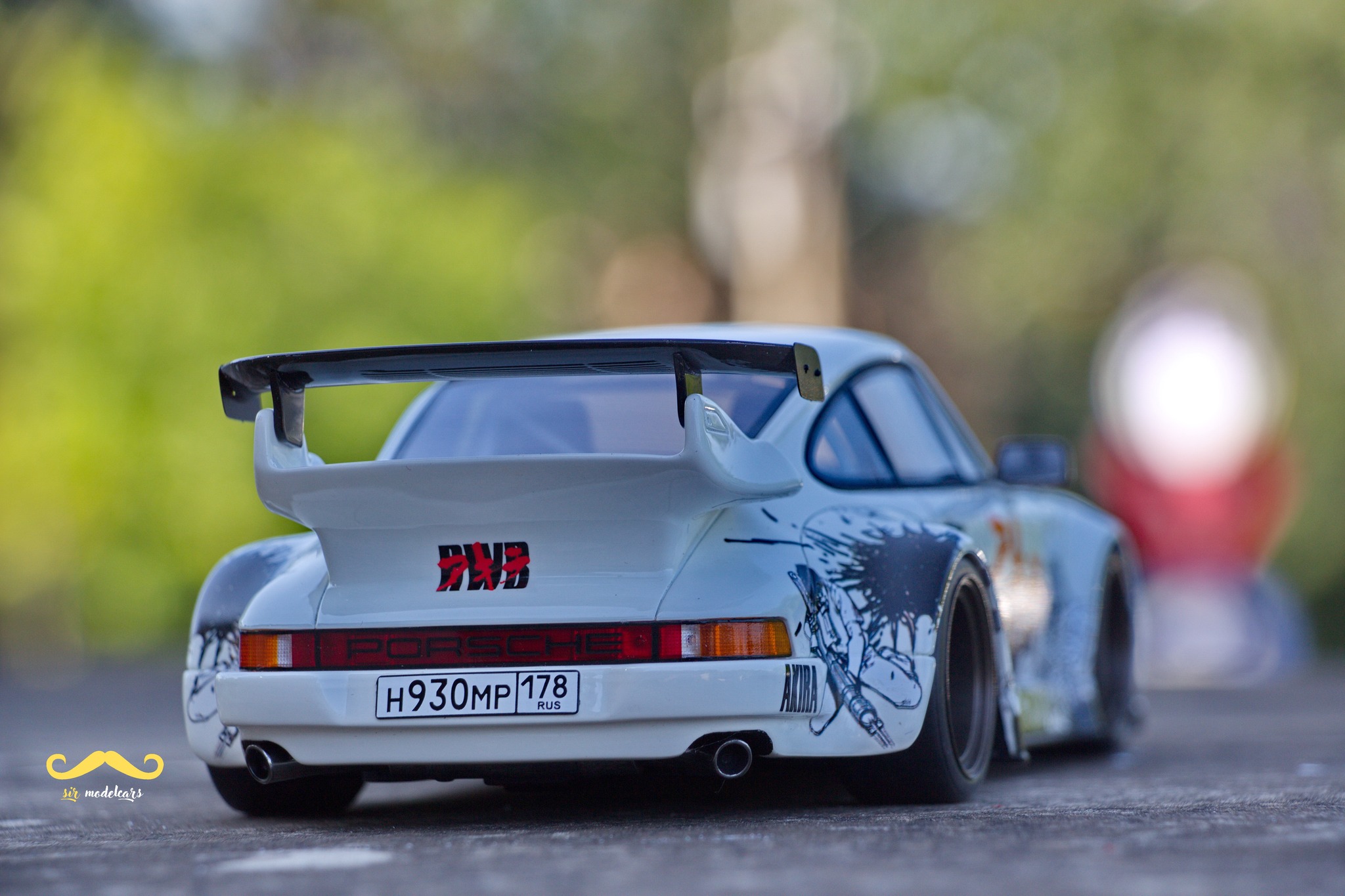 417. Porsche 911 (993) RWB Yuiitsumuni Silver 2024 - GT Spirit / 1