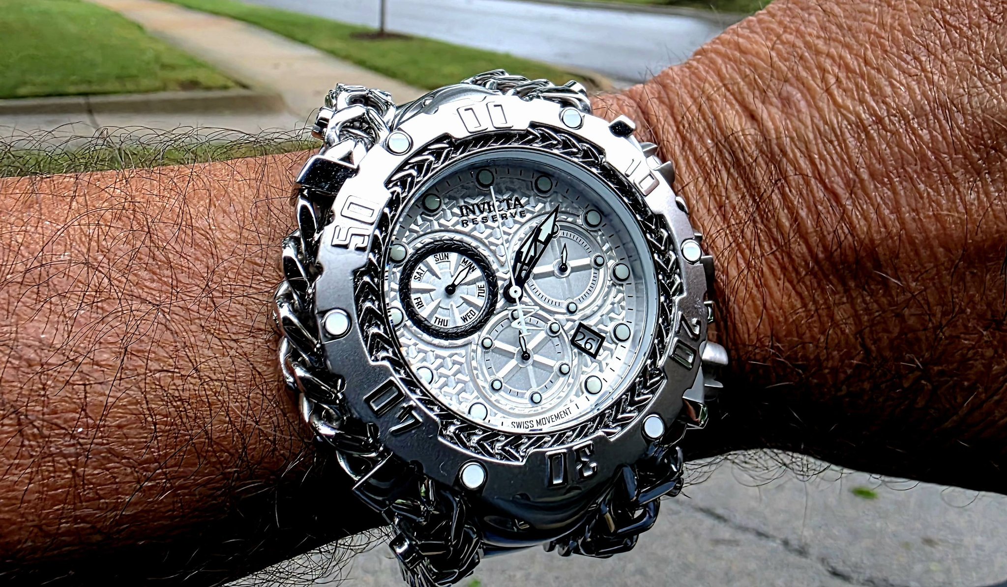 Invicta Excursion 48541 delivers bold outdoor energy with a rugged