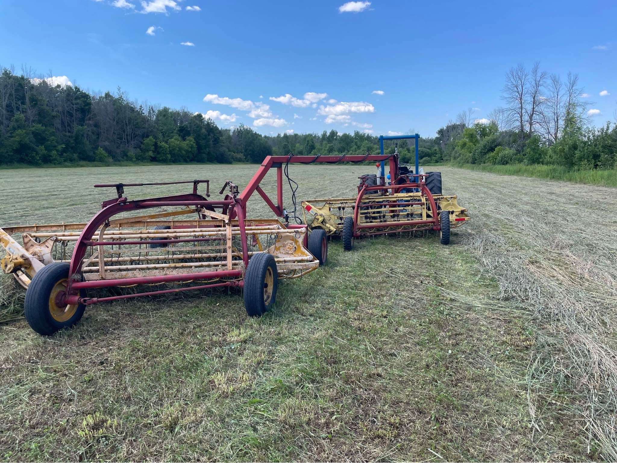 New Holland tandem rake - Garden Tools & Equipment - North Glengarry ...