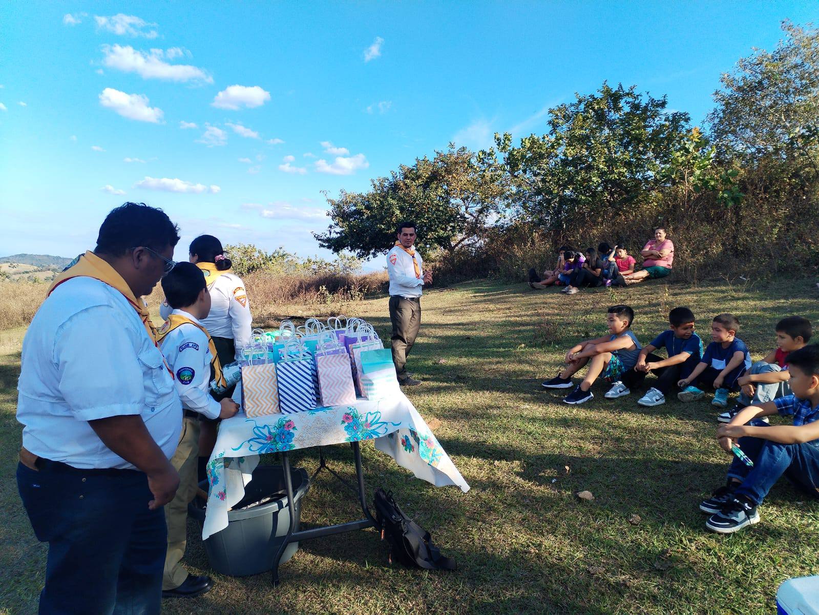 Club de Conquistadores... - Club de Conquistadores Eliam