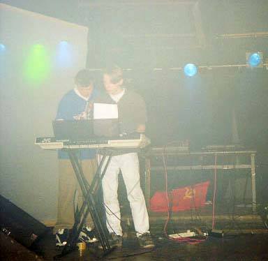 Ural 13 Diktators - First live gig at The Labyrinth rave party in 1998 ...