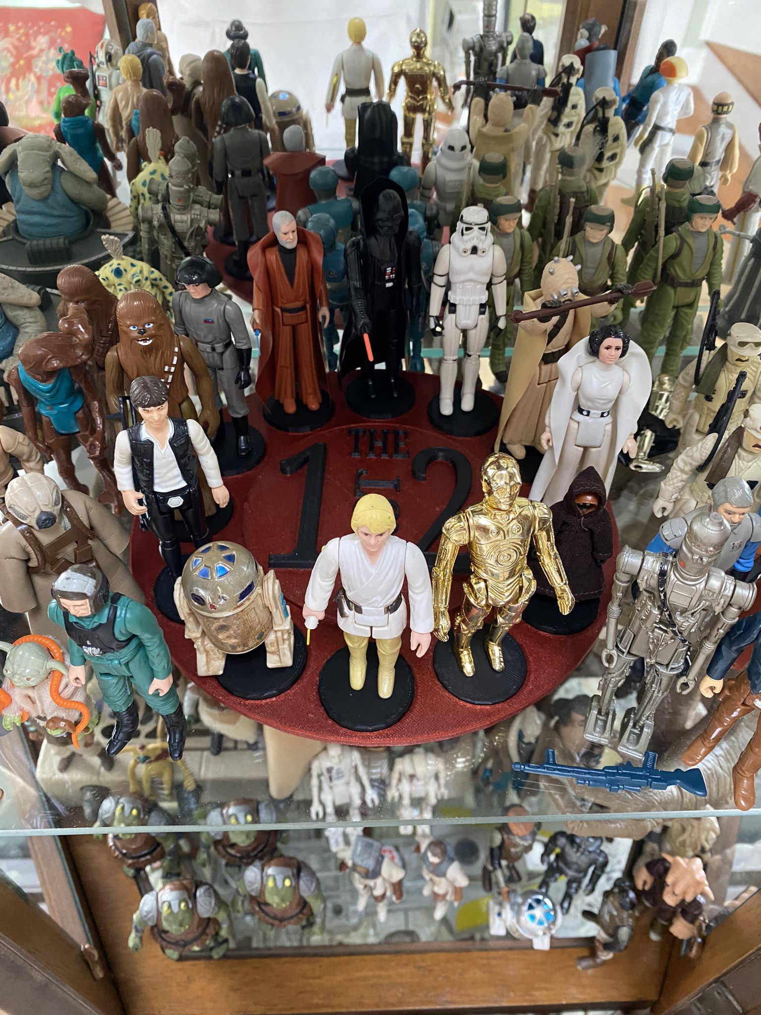 What vintage Star Wars action figures are available for sale or trade?