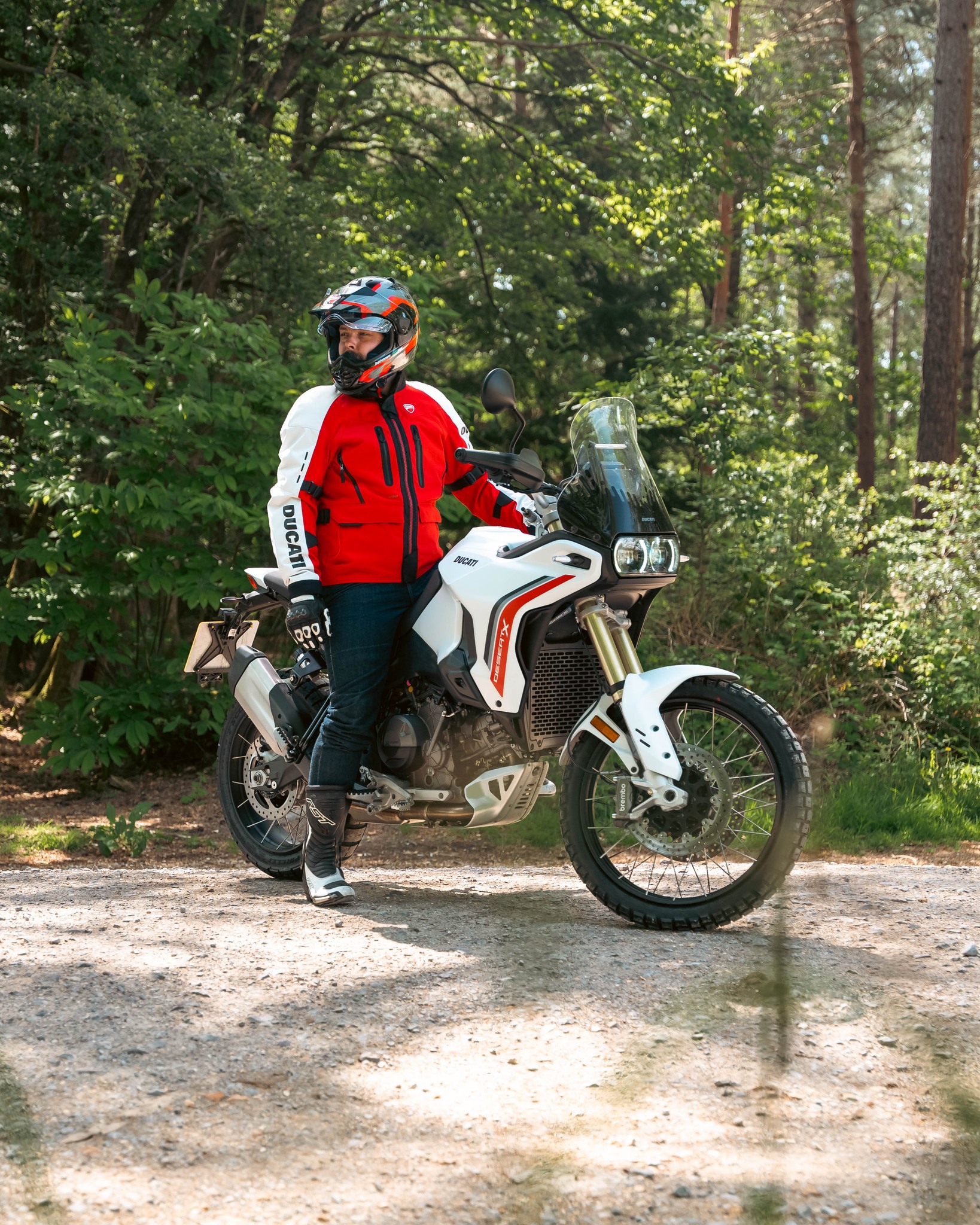 Ducati Tour C5 jacket and Strada Tour V5 helmet for desert riders