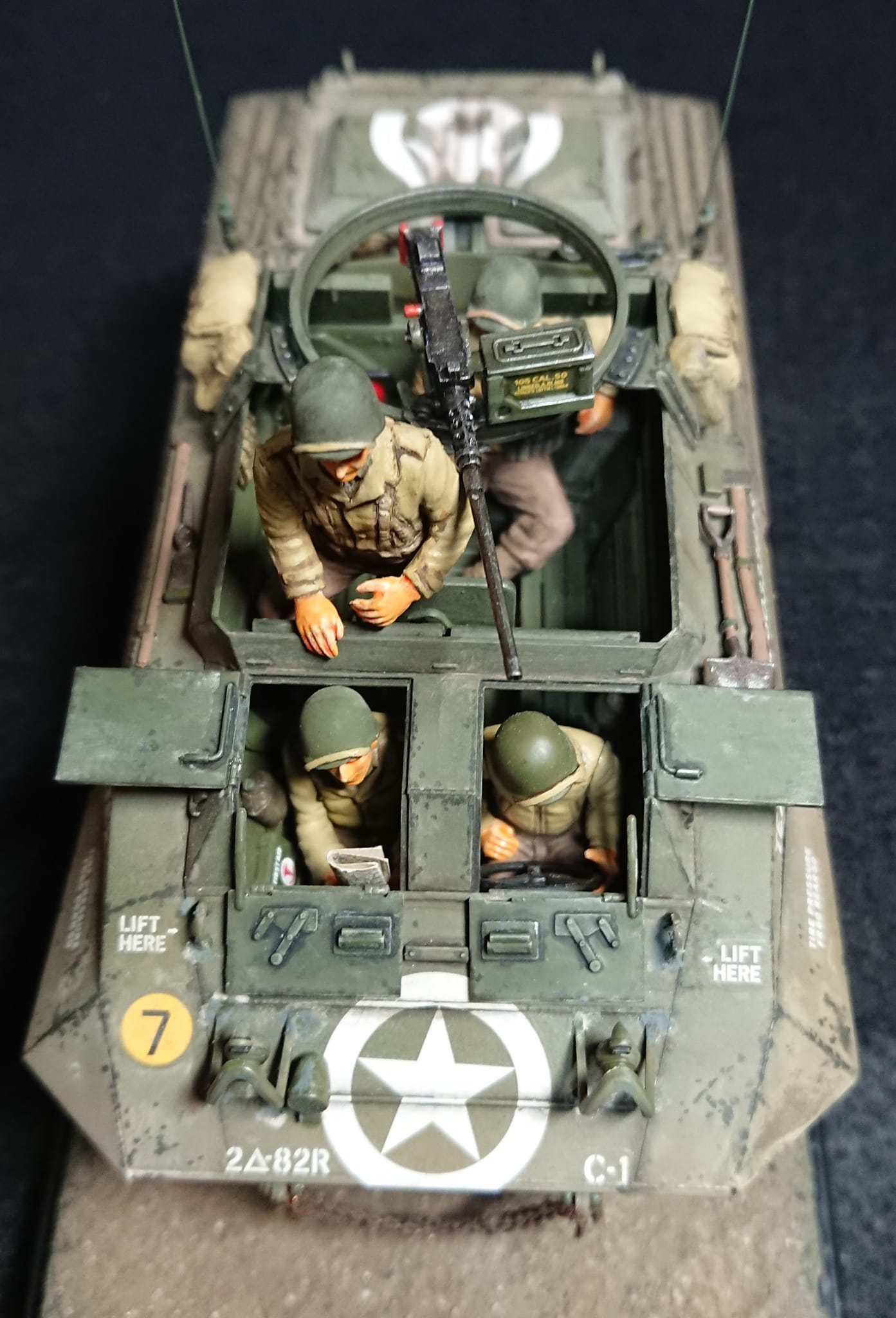 Tamiya 1/35 scale US M20 Armored Utility Car model build and review