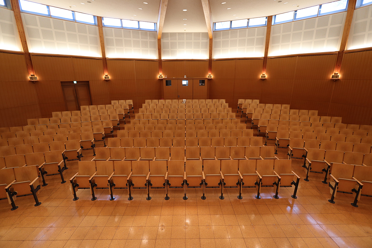 弥生 講堂 一条 ホール