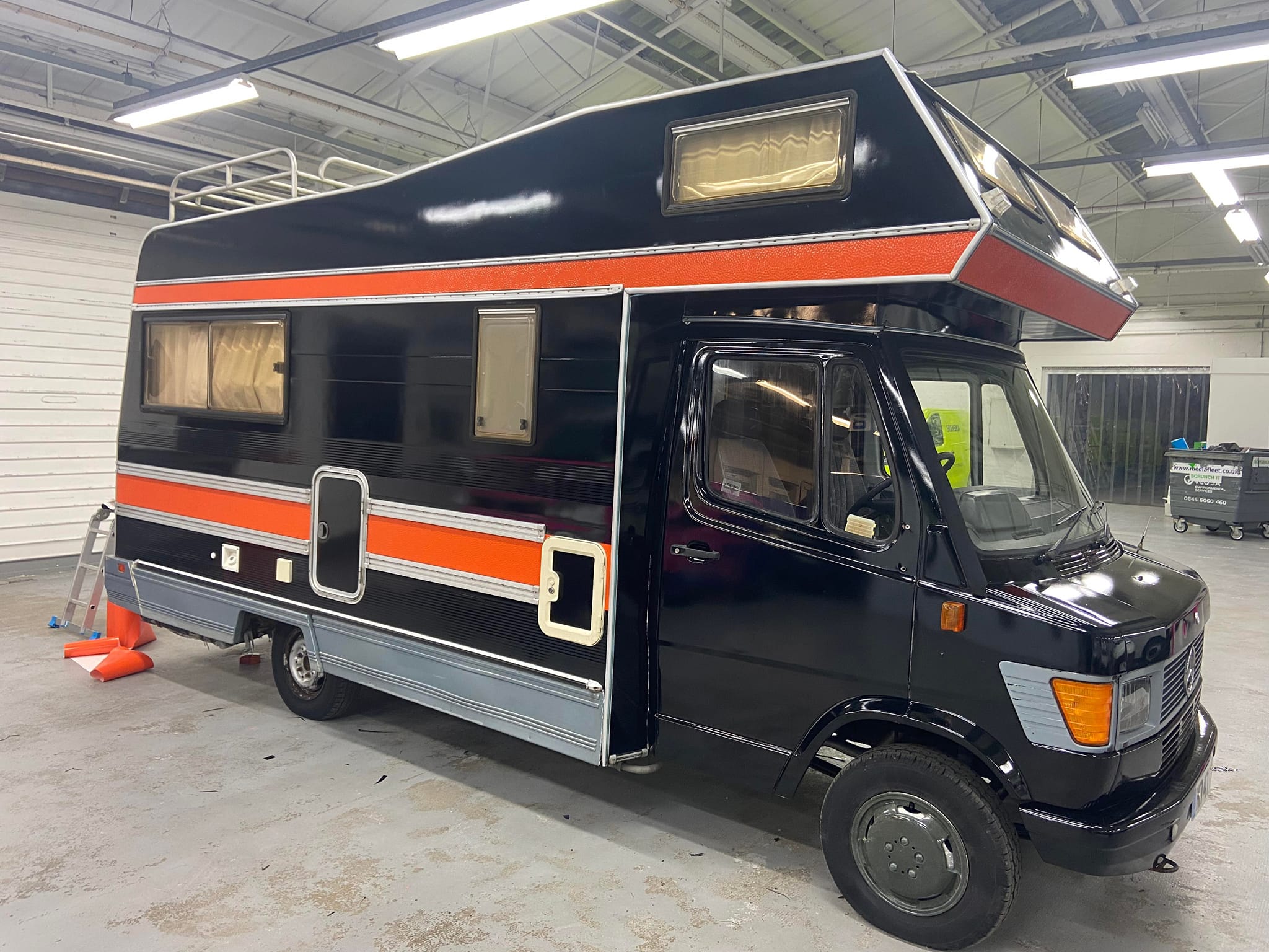 I have a Mercedes 2.2L 1989 camler 4 berth wrapped in orange and 
