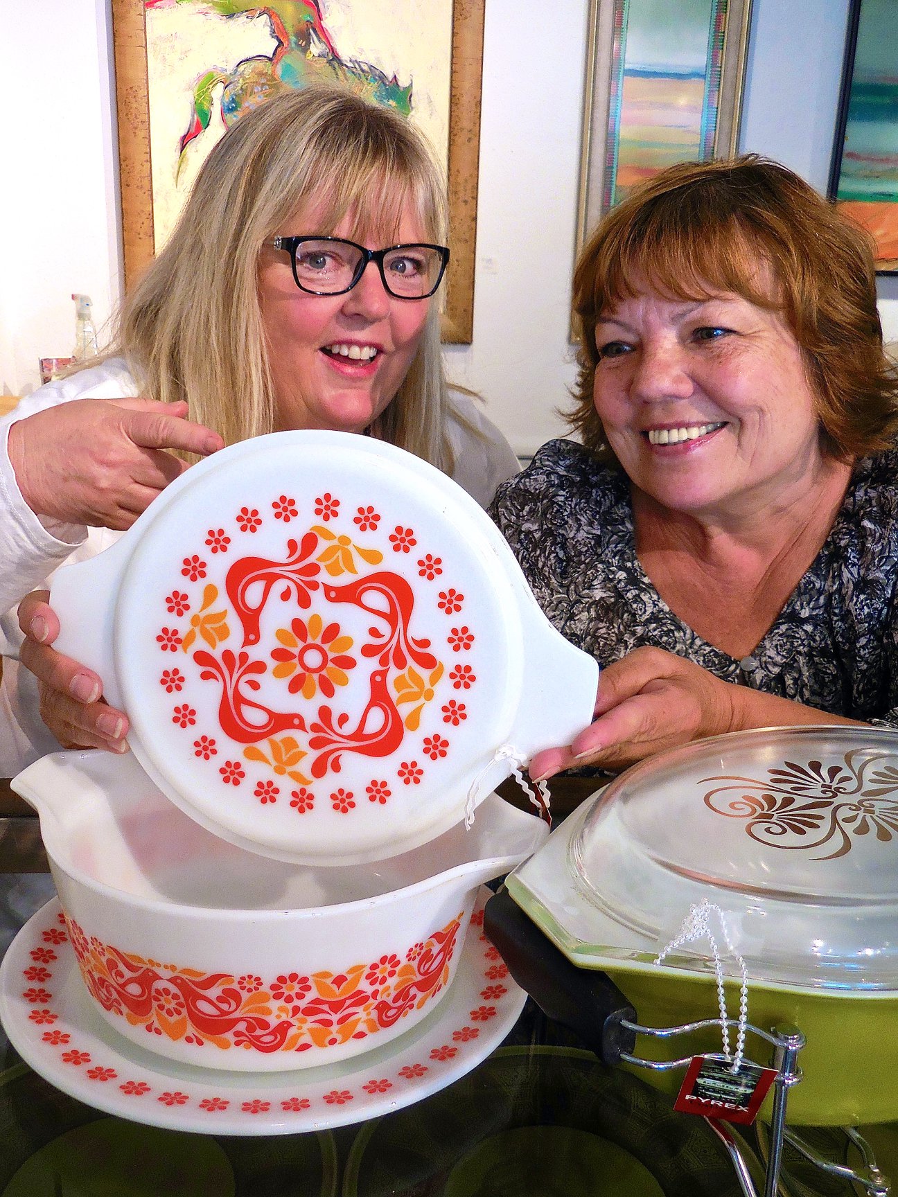 Vintage Pyrex Friendship pattern for sale