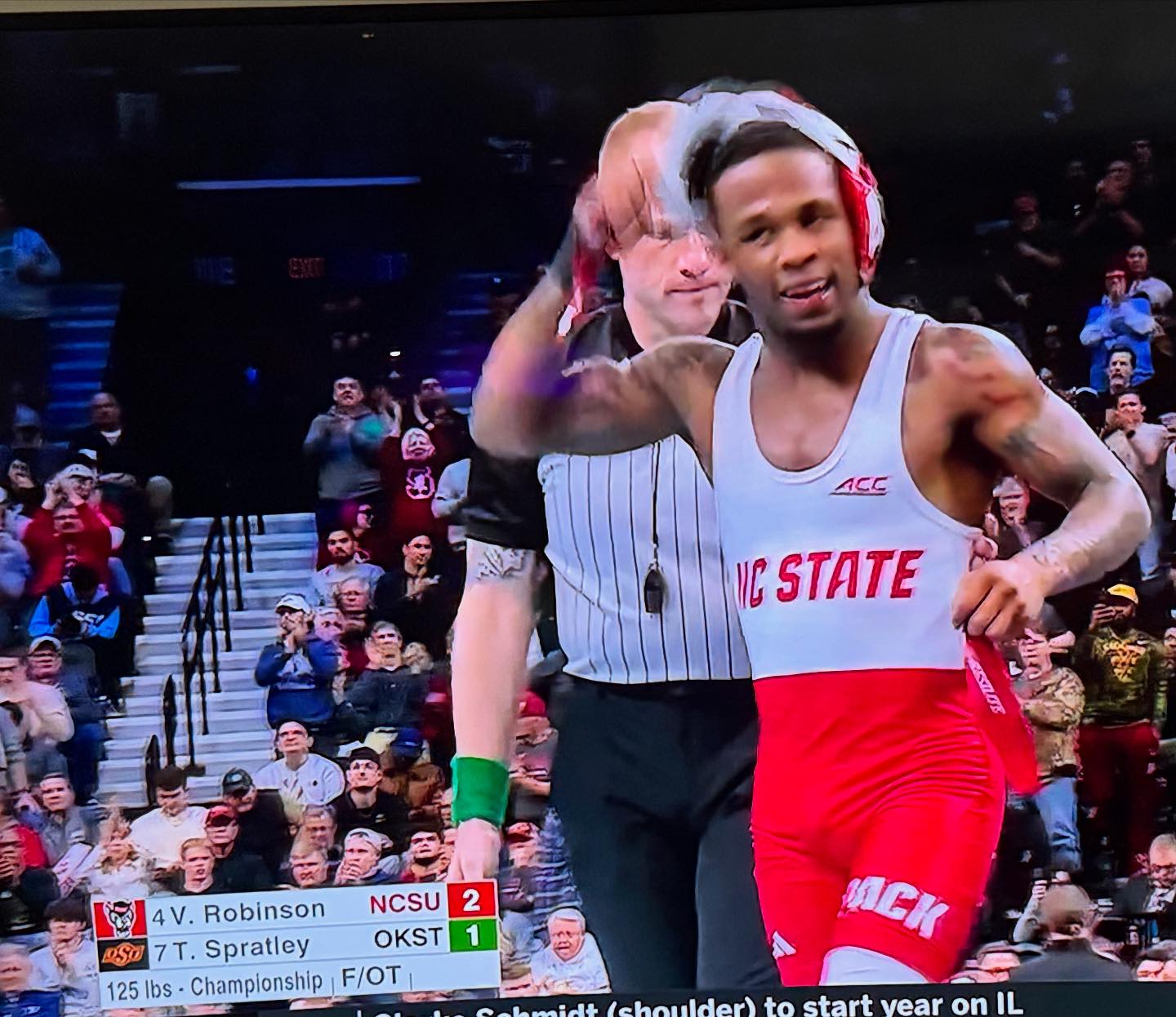 Vince Robinson Wins his first NCAA title at 125 lbs