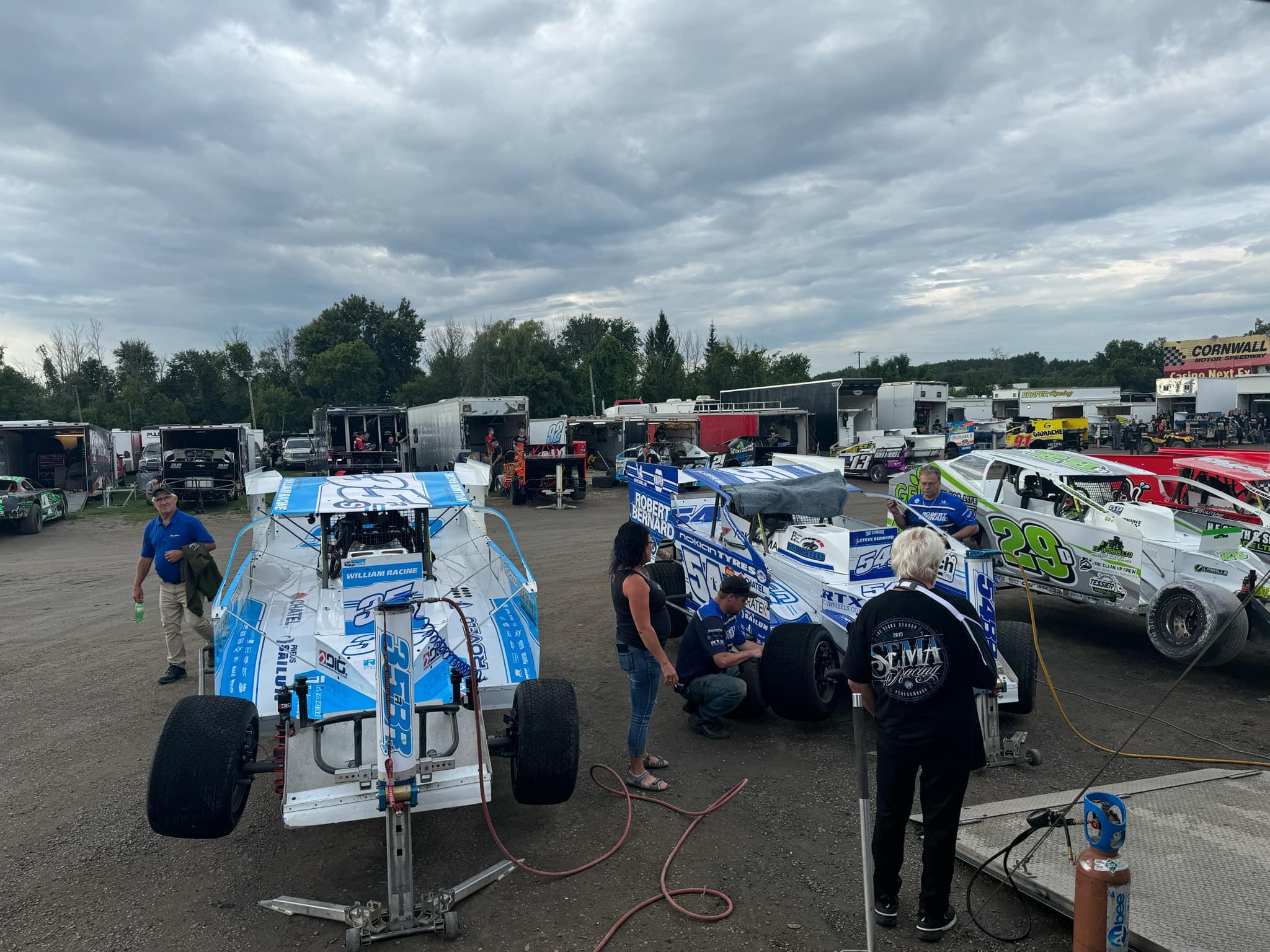 Bernard Racing #54