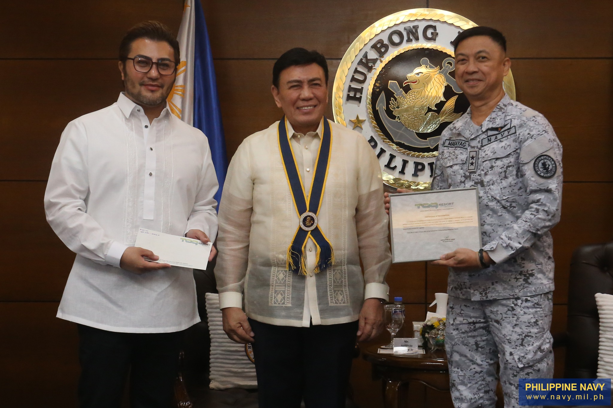 Philippine - LIFE-SAVING MISSION | PH Navy recognized for Air Medical ...