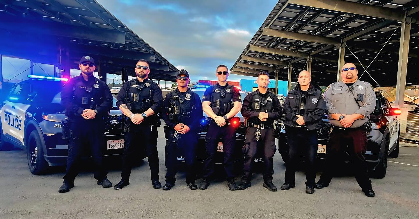 San - 🎉🚔👮🏽‍♂️Happy Friday👮🏽‍♂️🚔🎉 Wishing you all a Happy Friday from ...