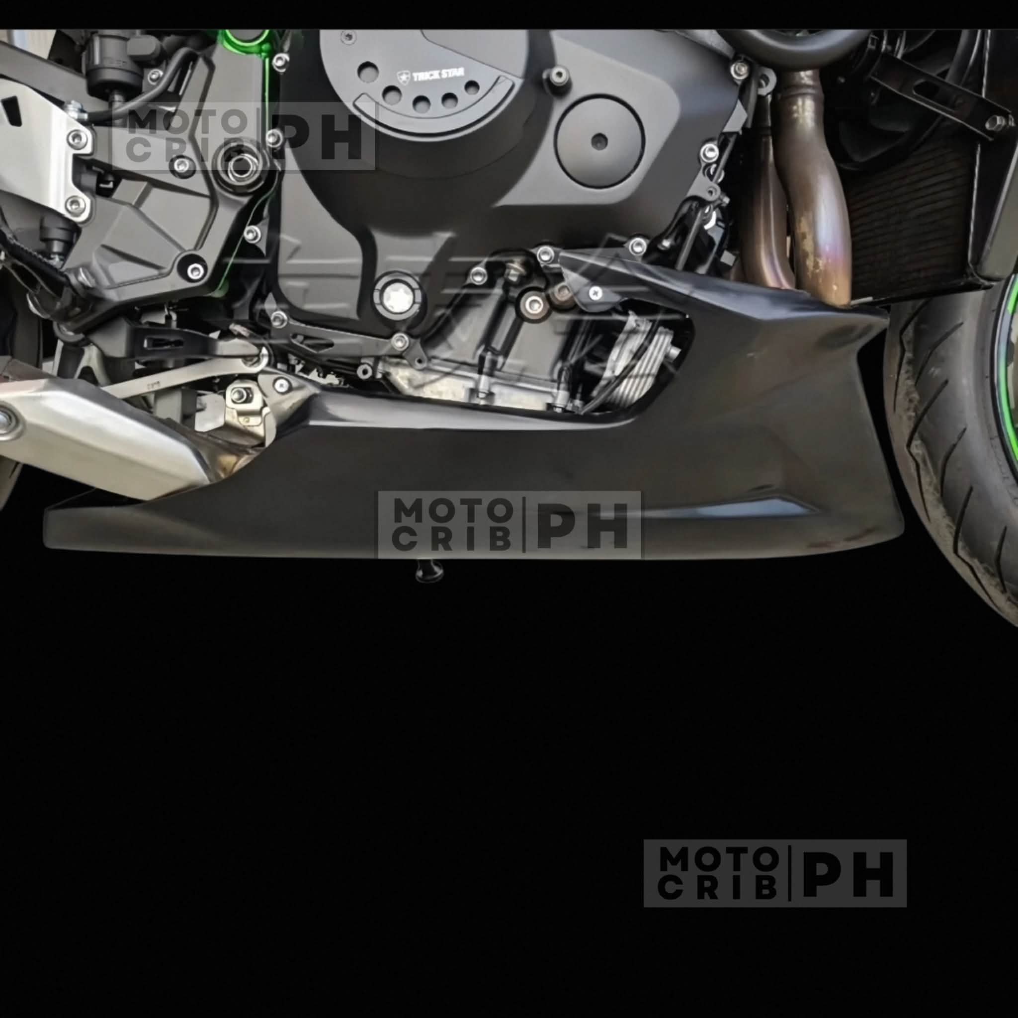 Carbon Belly Pan for Kawasaki ZH2 🔺 Original Pure Carbon 🔺 Gloss