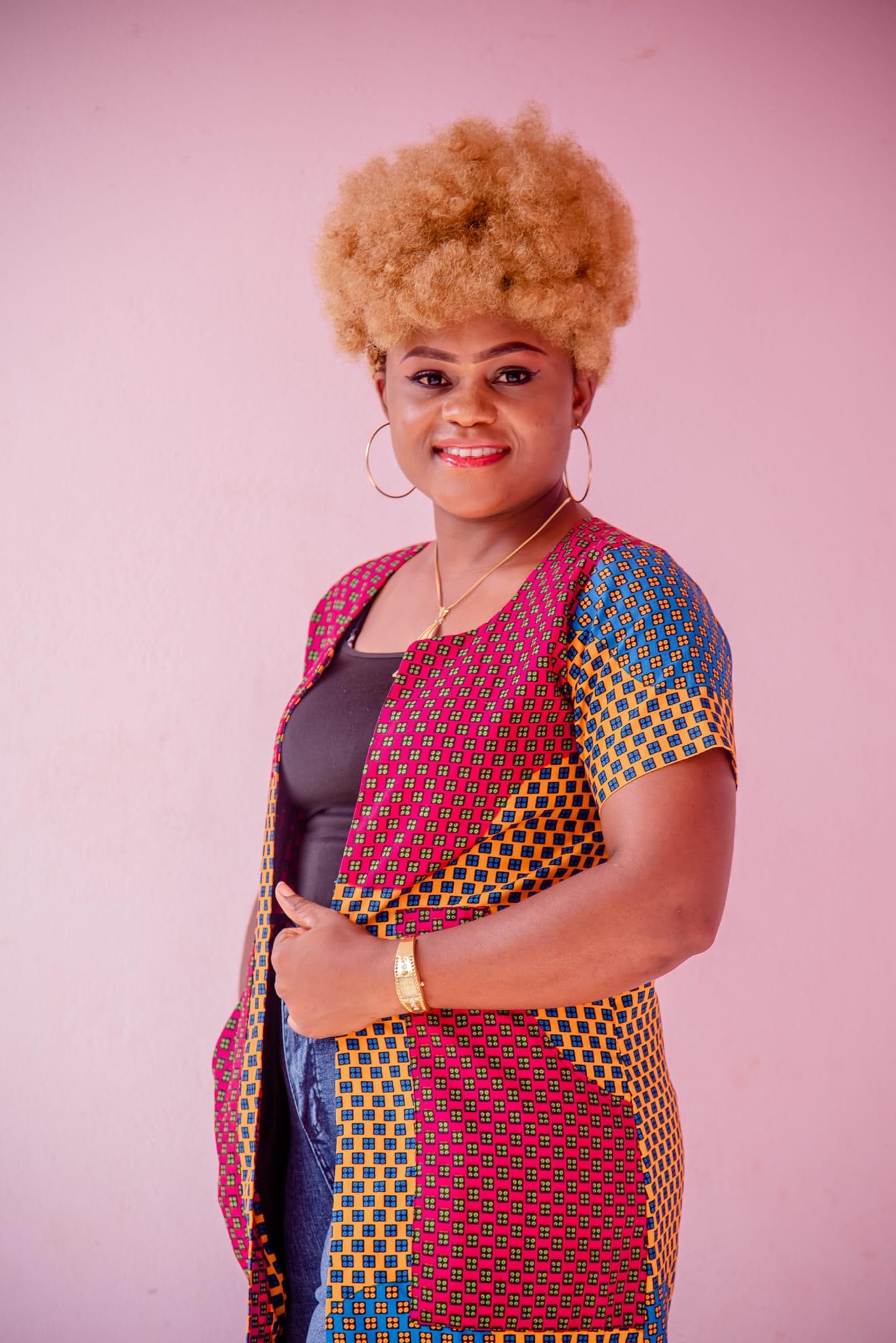 Ratel Queen Jojooflele storms Kogi state | Queen B's tv | Facebook