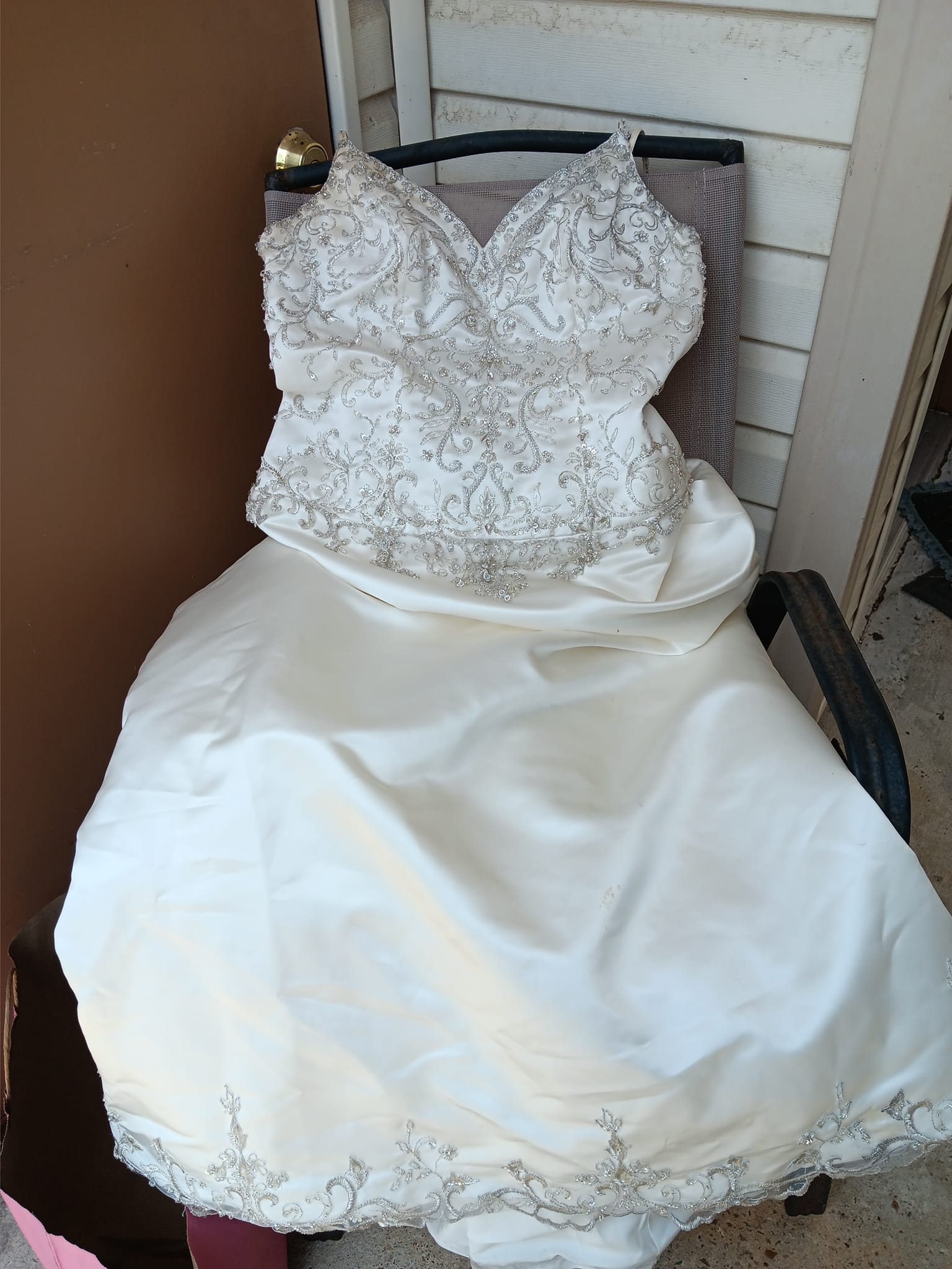 Recycling wedding dresses