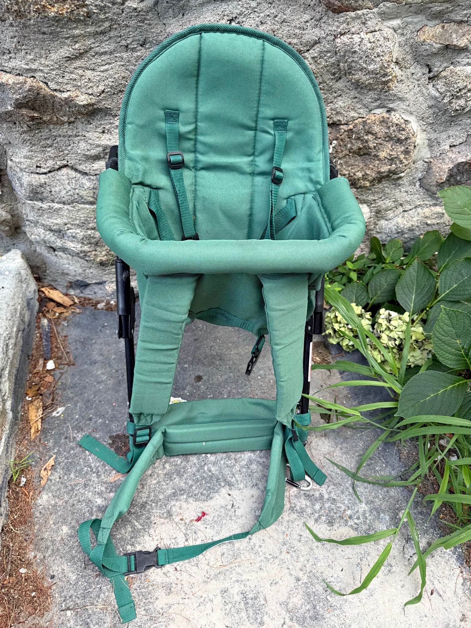 bag:jansport Virginia Tech Right Pack Backpack: Black by JanSport Take on the day BRANDS If you or your Color:FIVE A DAY CREAM