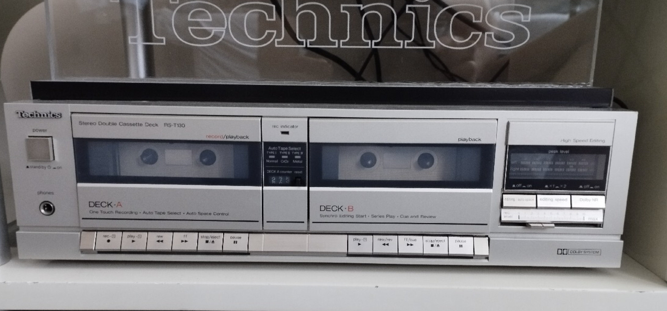 I just discovered something strange. Technics made 2 different