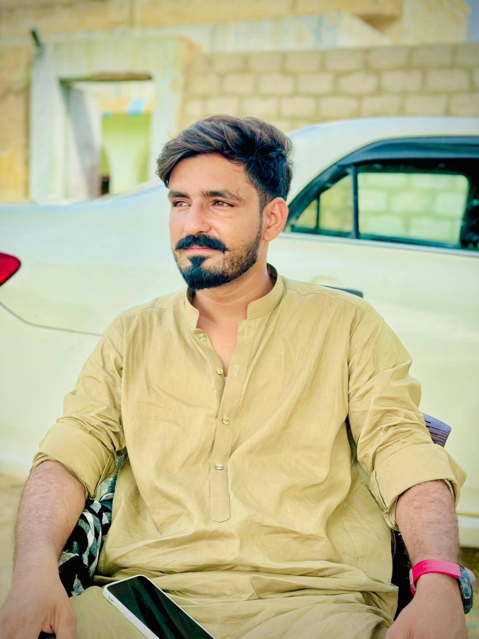 Nadir Abro