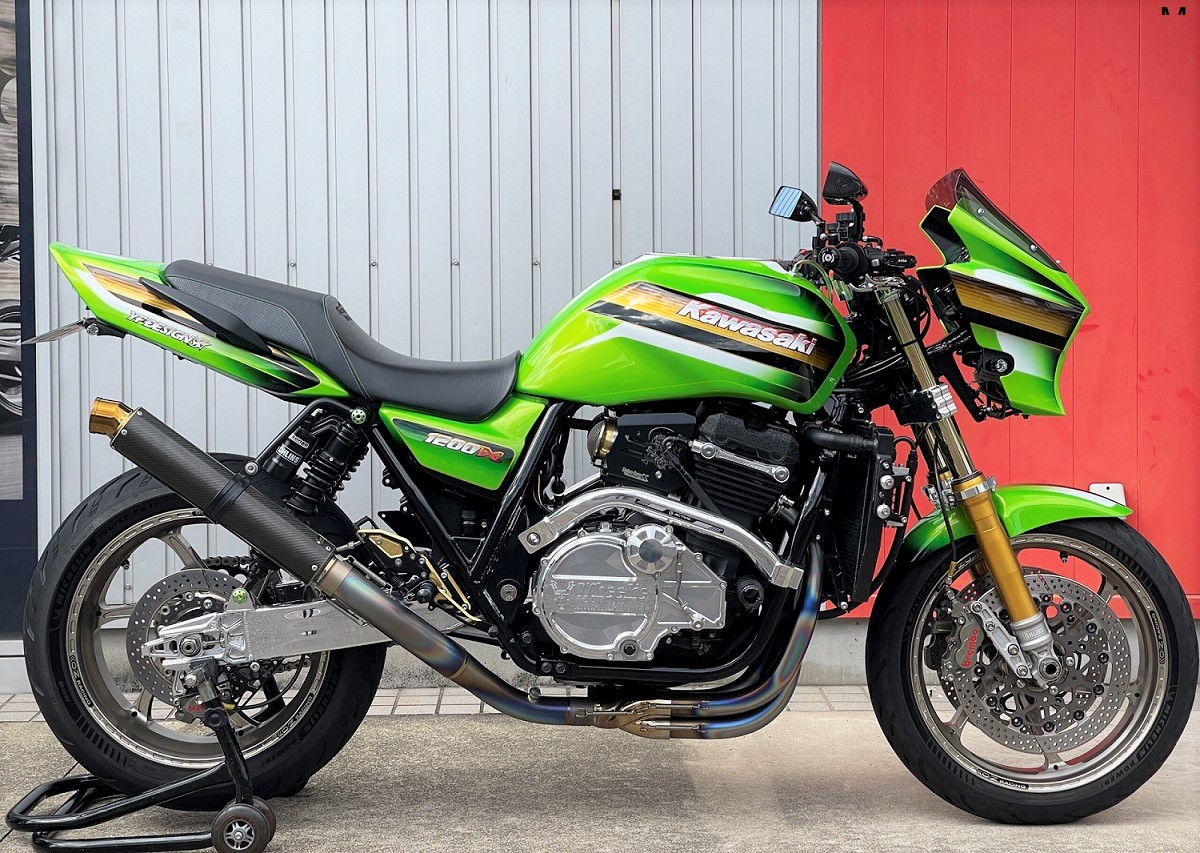 Kawasaki ZRX 1200 DAEG Source: @kymn_aka_ZIBA