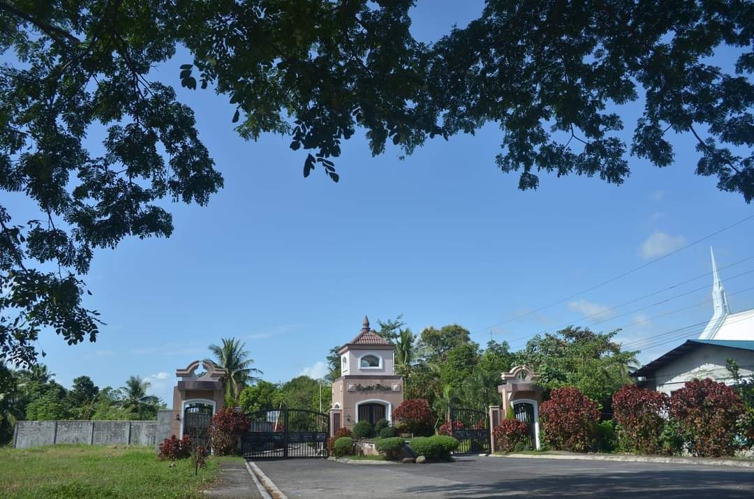 Capitol Plains Subdivision | Pili
