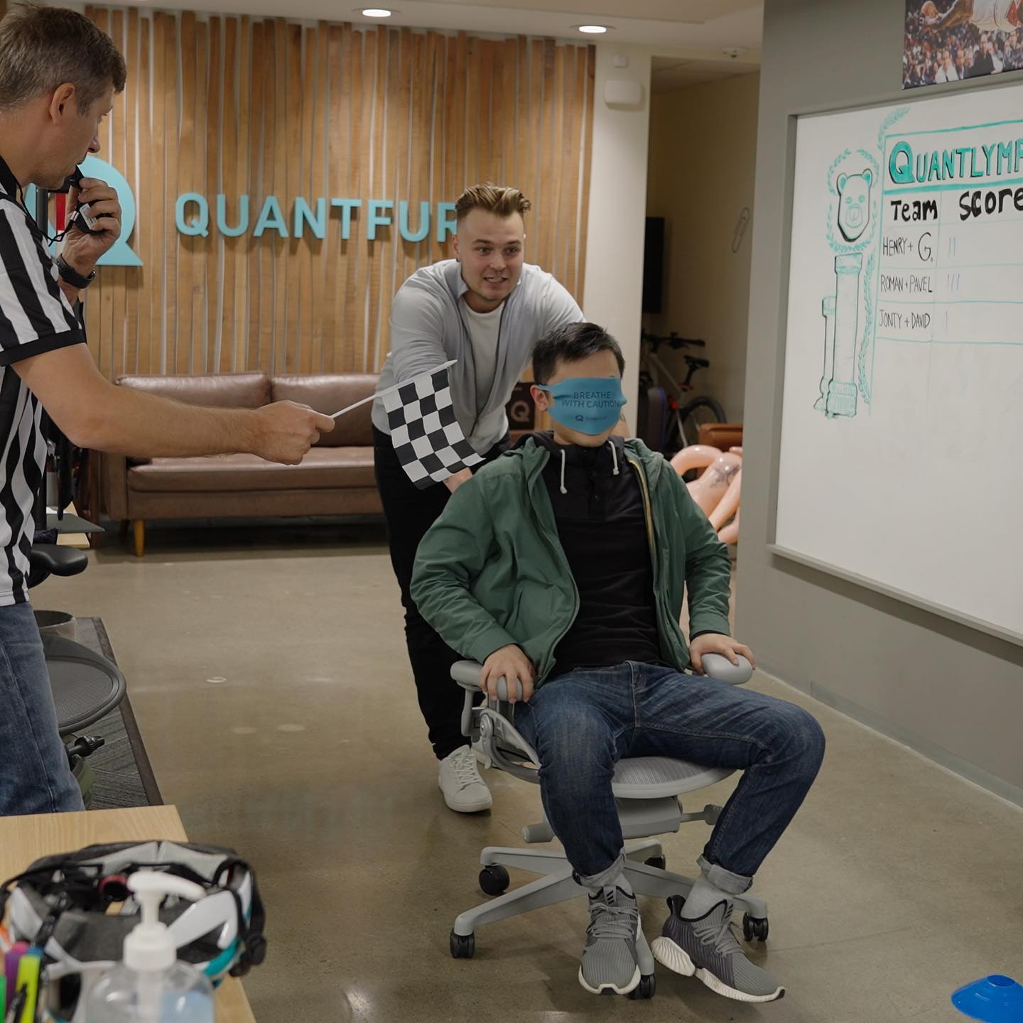 Quantfury