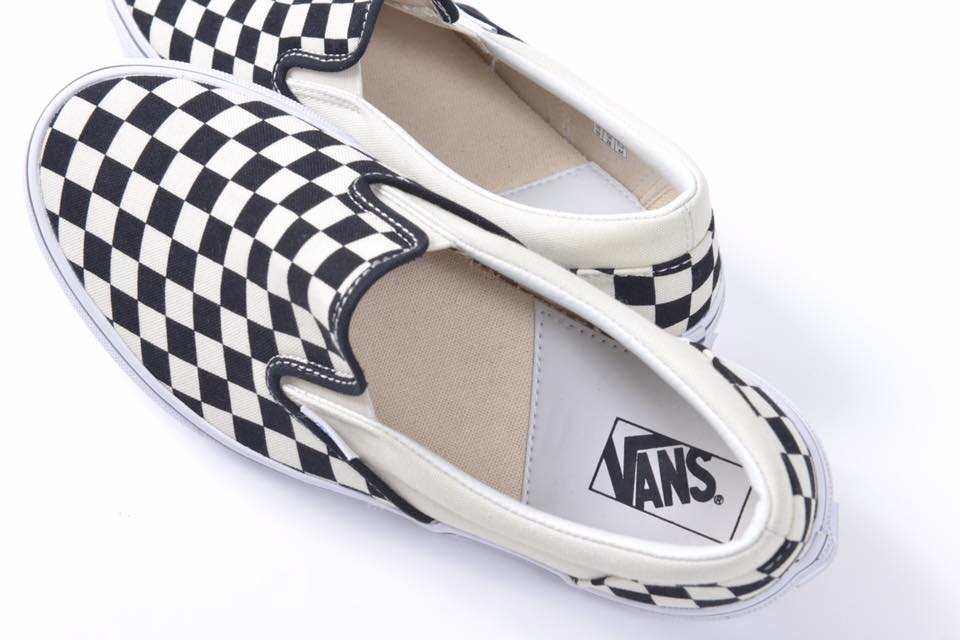 VANSのアイコンであるスティーブ・ヴァン・ドーレンのフィギュアが付属