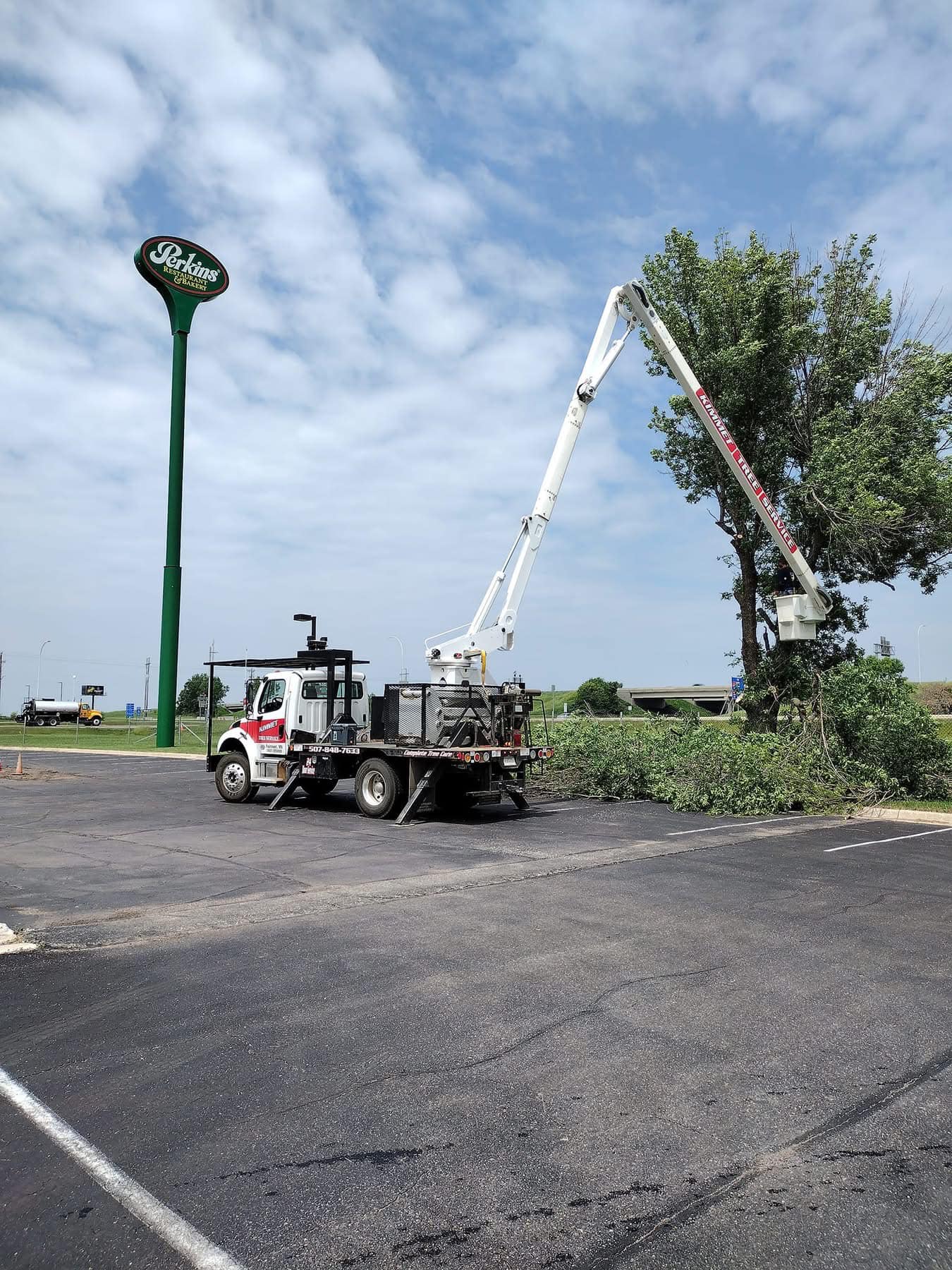 Kimmet Tree Service 