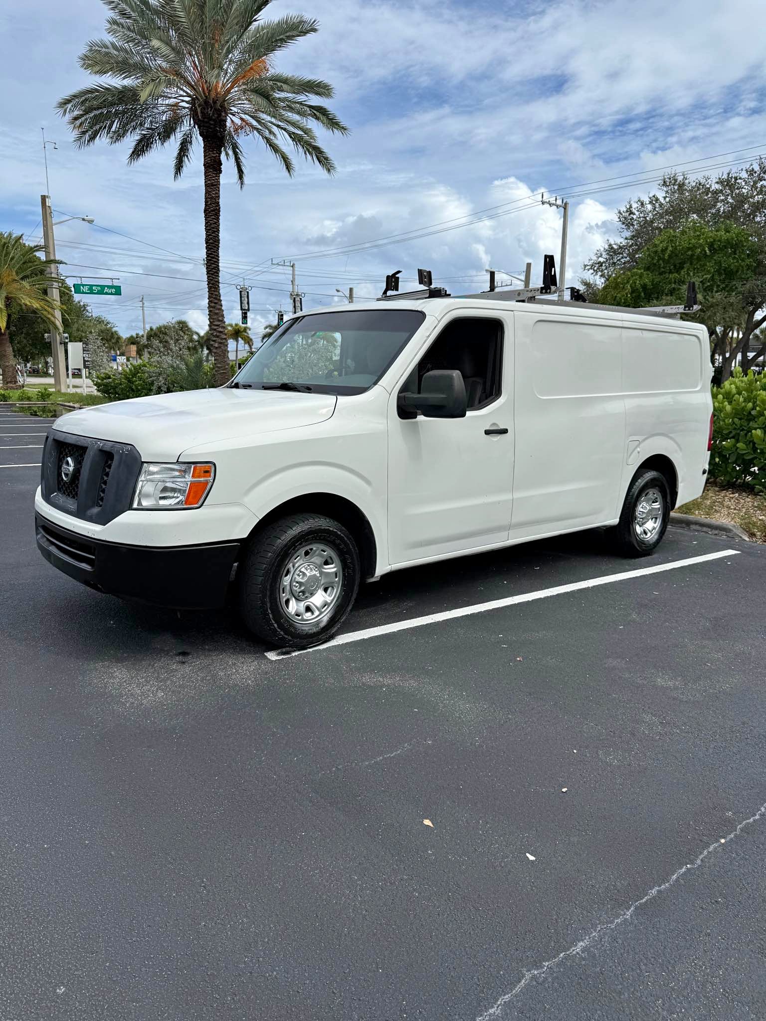 2016 Nissan NV2500 HD Cargo · SL Van 3D