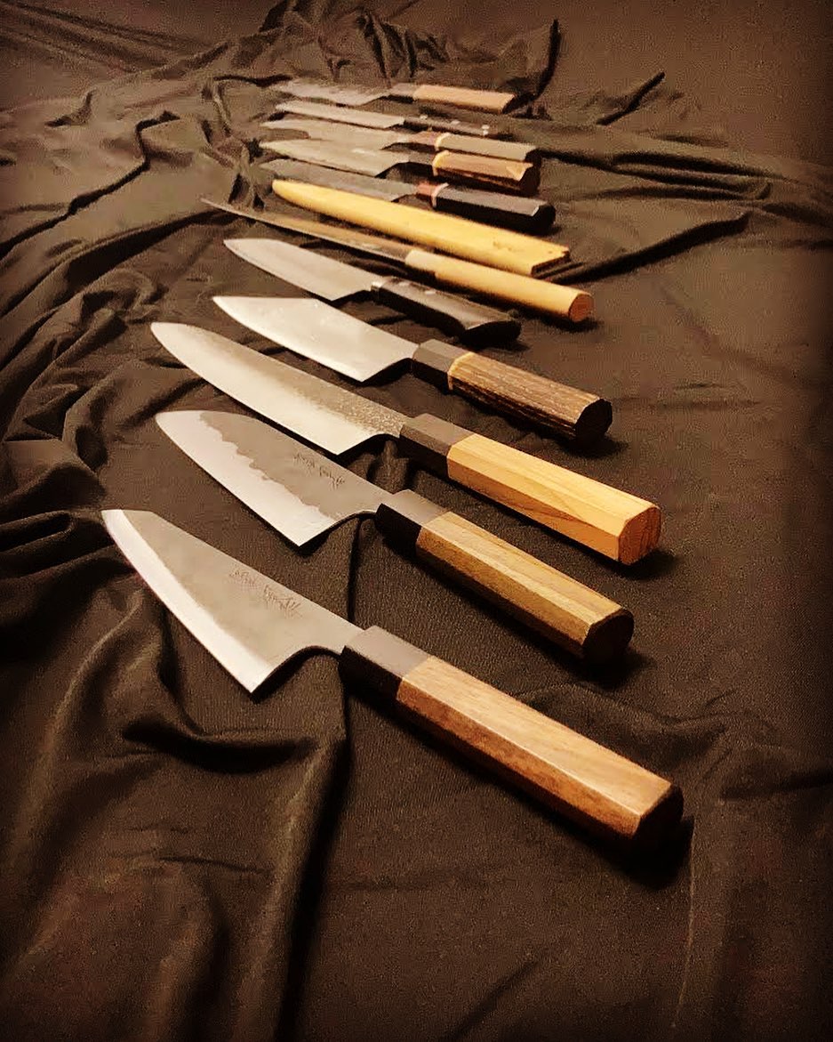Sv Joaillier La Fripe Des Couteaux