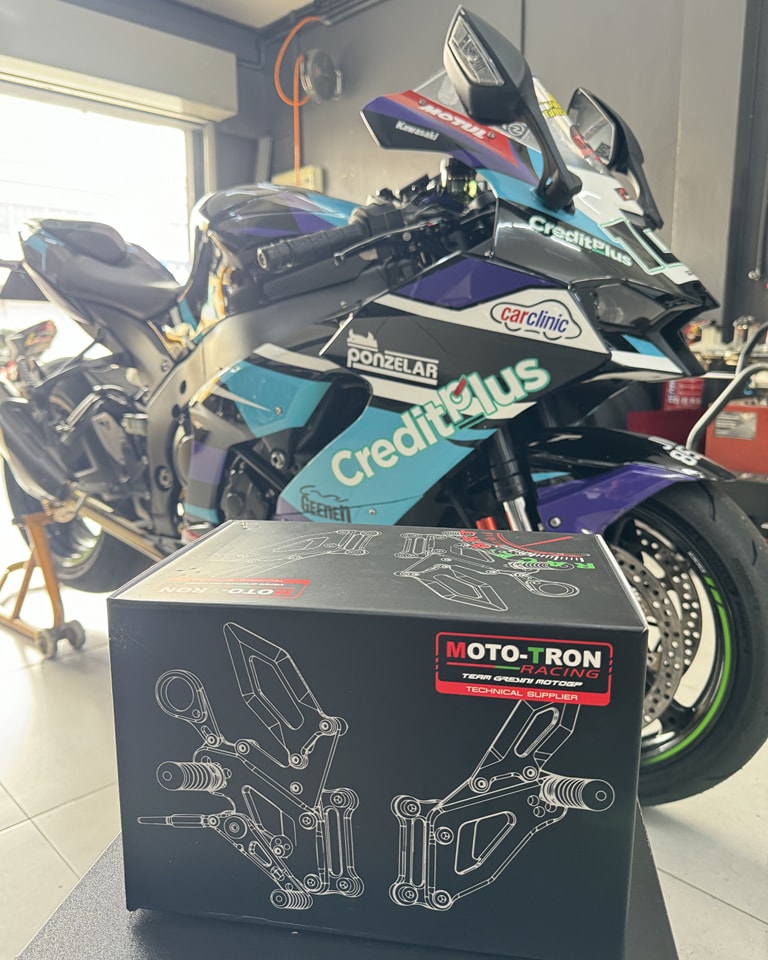 MOTO-TRON installed in Kawasaki zx-10r‼️ thanks bossku support us