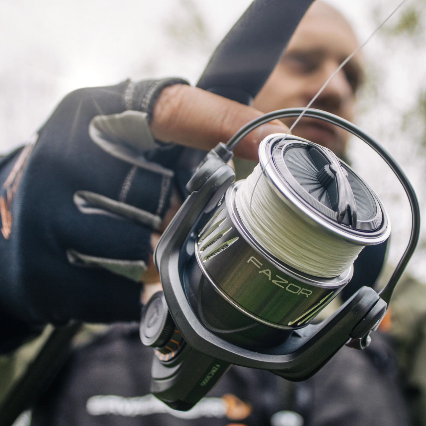 Guanti Protezione Pesca DAM Mad Cat Pro - Microfibra Poliestere, Regolabili, Per Siluro/Luccio