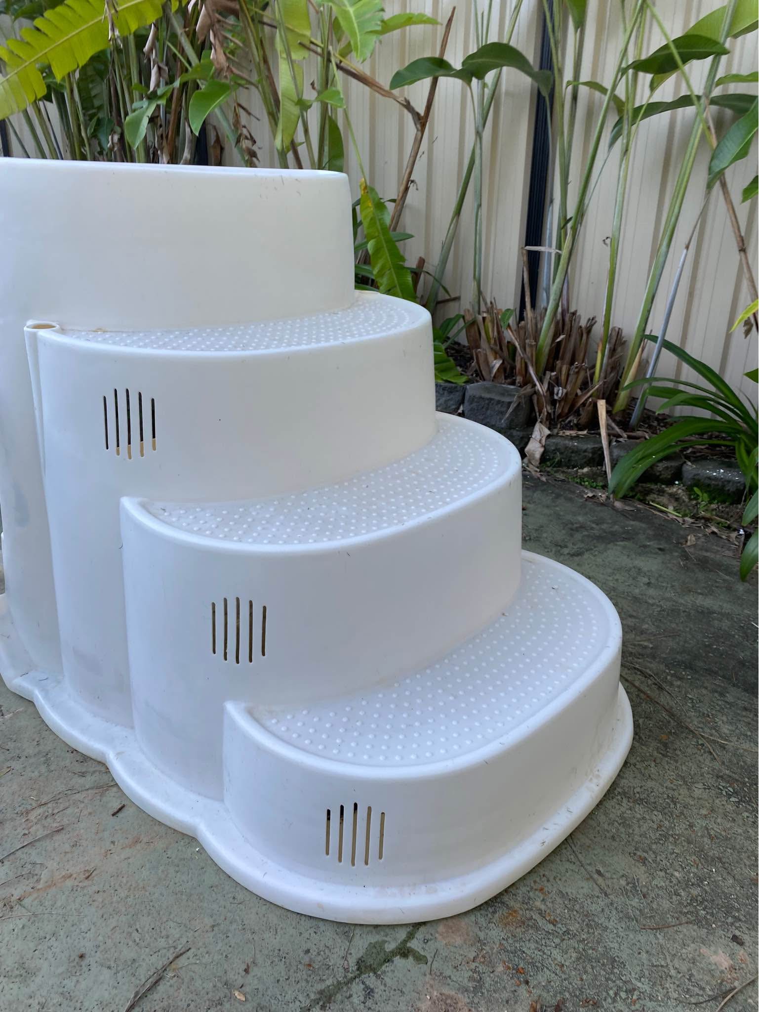Above Ground Pool Wedding Cake Stairs - Pools &amp; Spas - Narangba ...