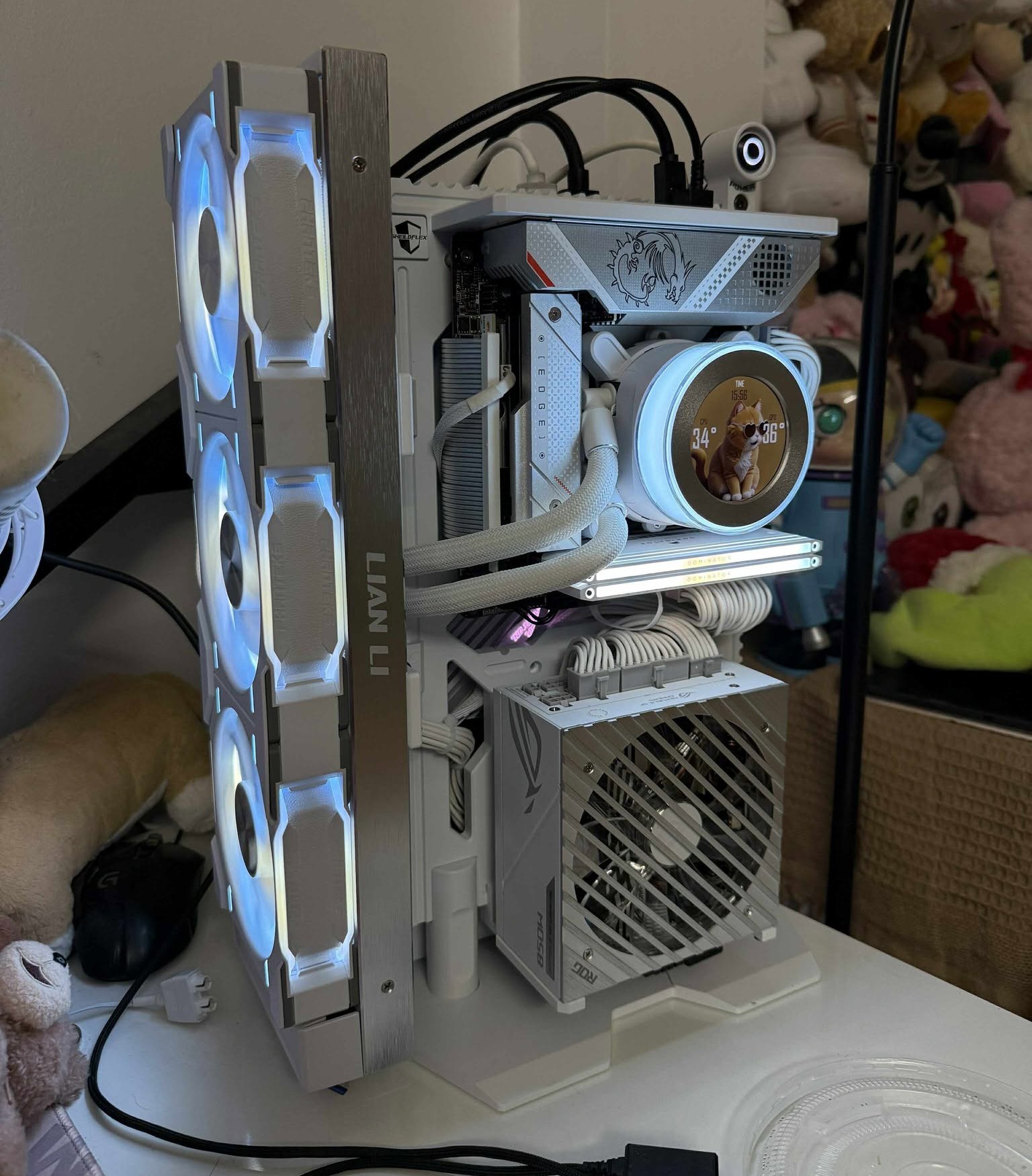 Lian Li Hydroshift II LCD-C review