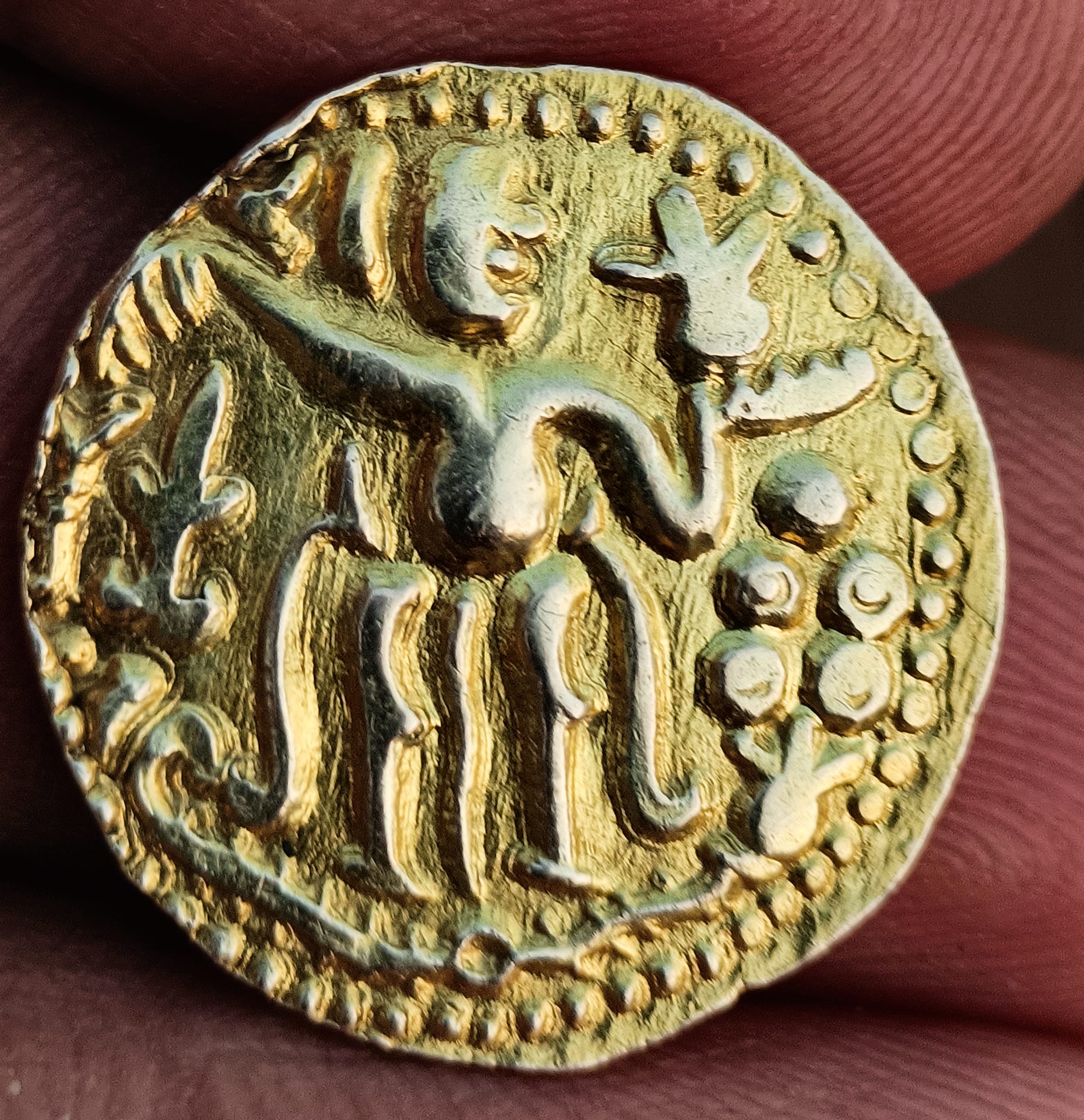 Ceylon kahavanu gold coin Lanka : 9-10th Century # not for sale #