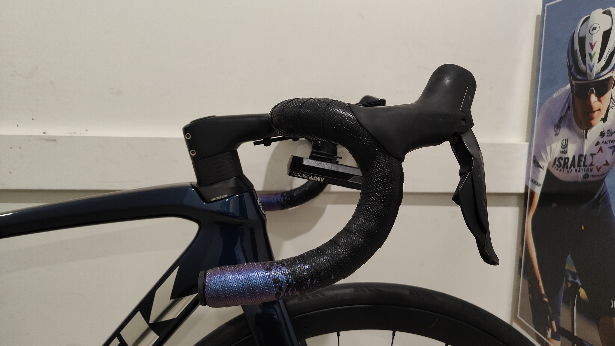 Fix N Ride - This is how modern bicycle cockpit should...