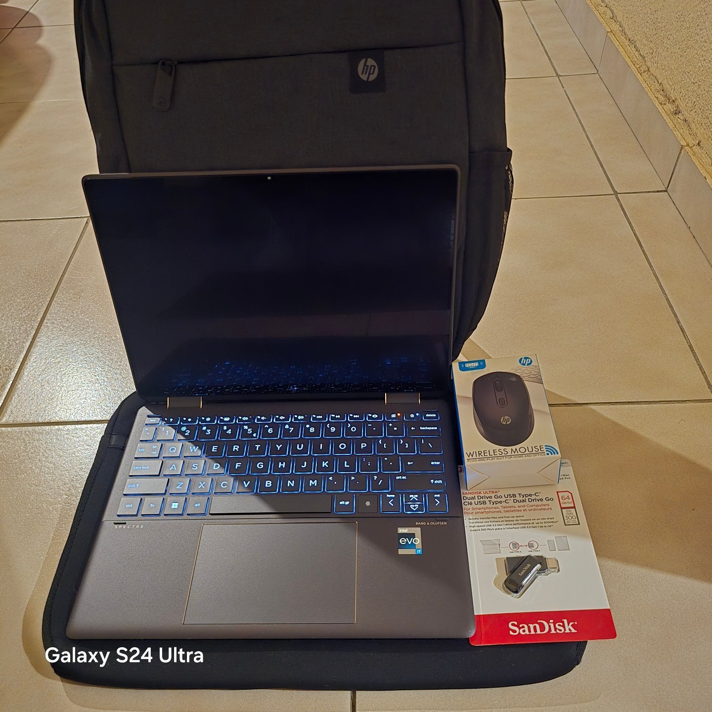 HP Spectre x360 2 in 1 14-ef0xxx Core i7 2 in 1 Convertible Laptop