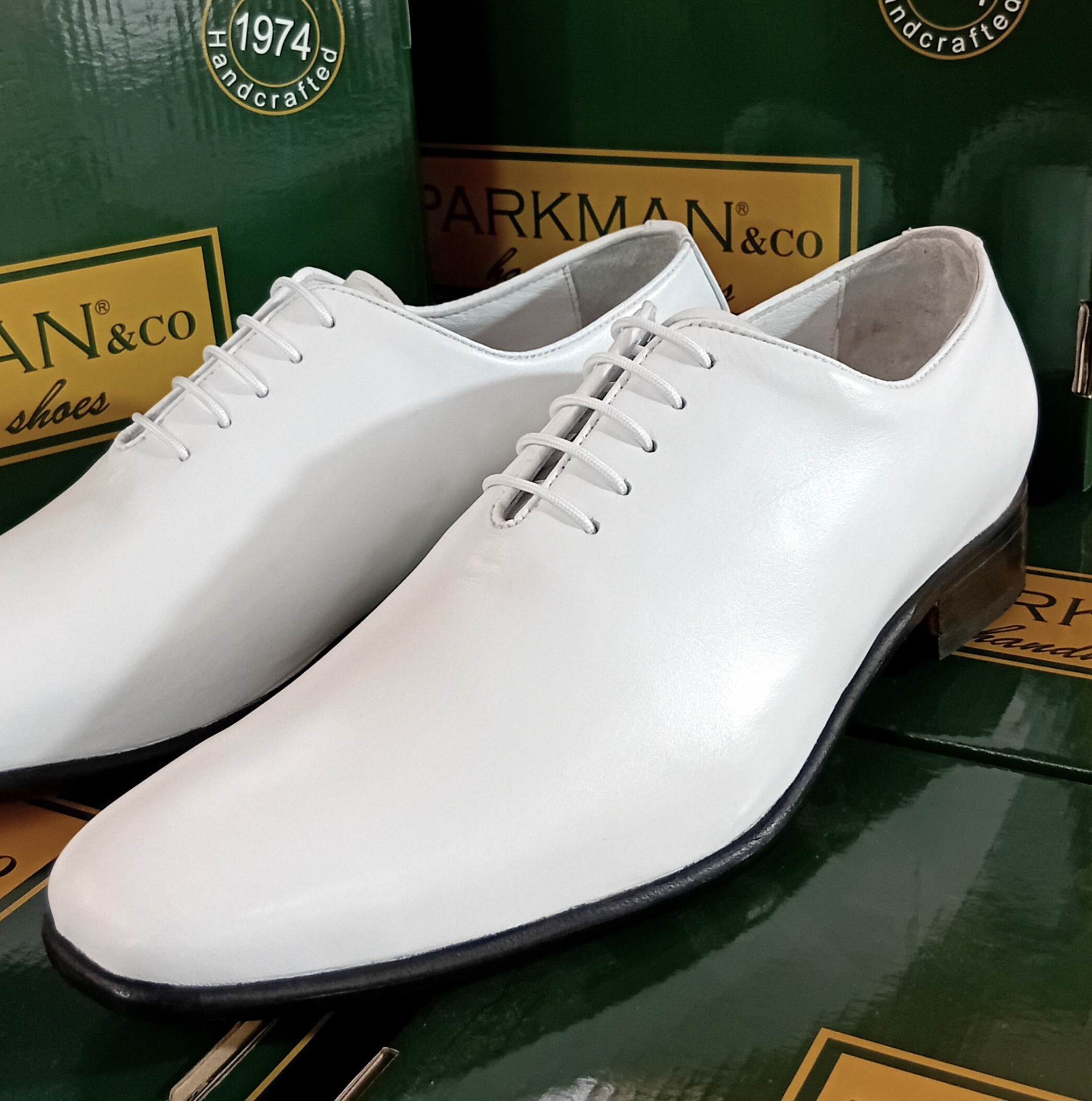 Tiendas Cavalier - Modelo Felino Brash off guinda, 299 soles Calzado ...
