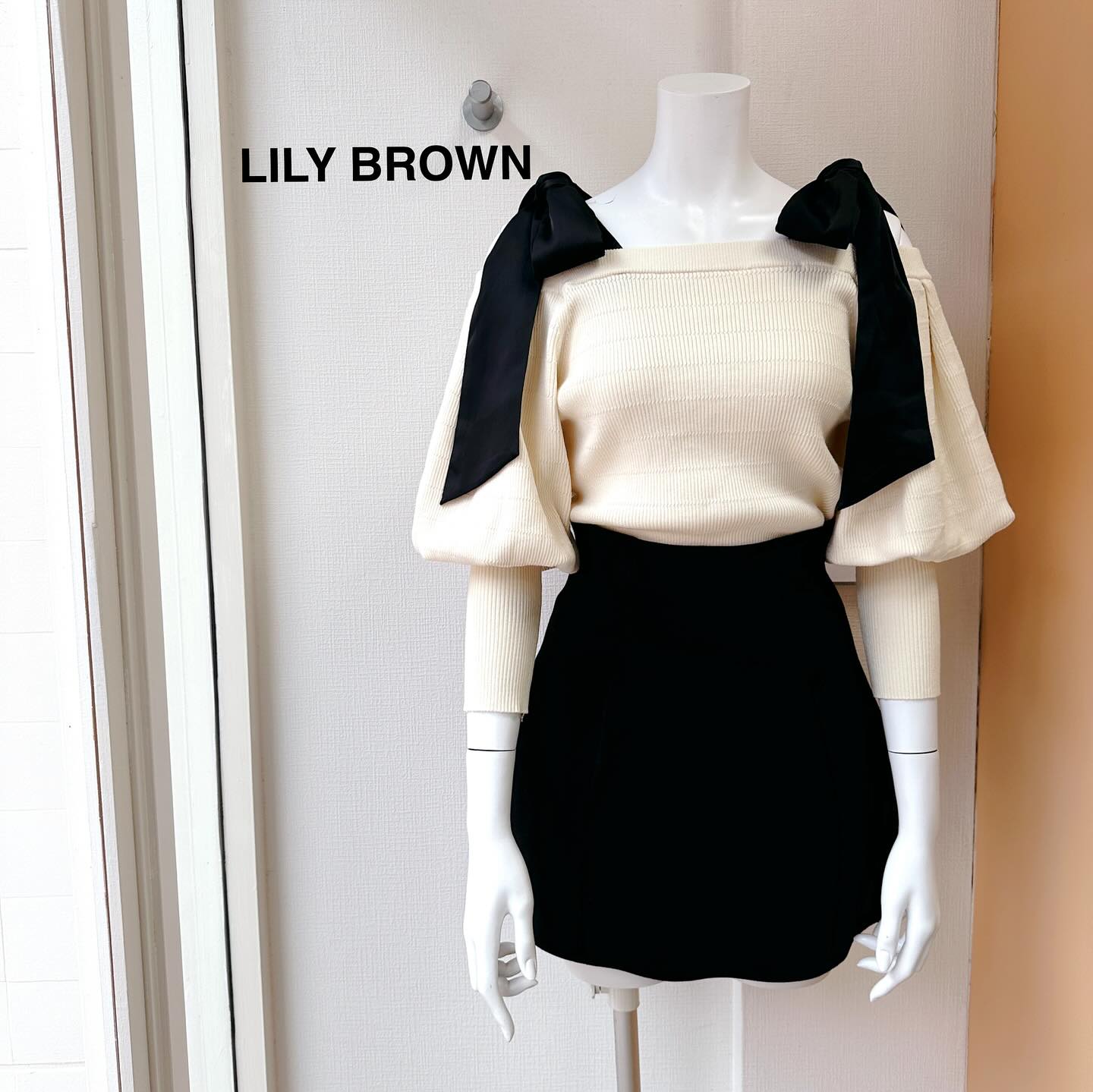 Clip - ◇ ◇ ◇ LILY BROWN ・ ・ ・ ショルダーリボンオフショル 