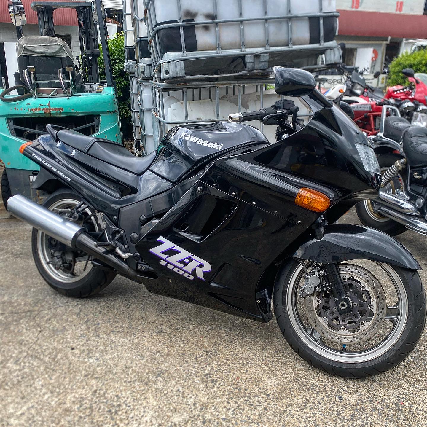zzr1100 c! 【公式通販】