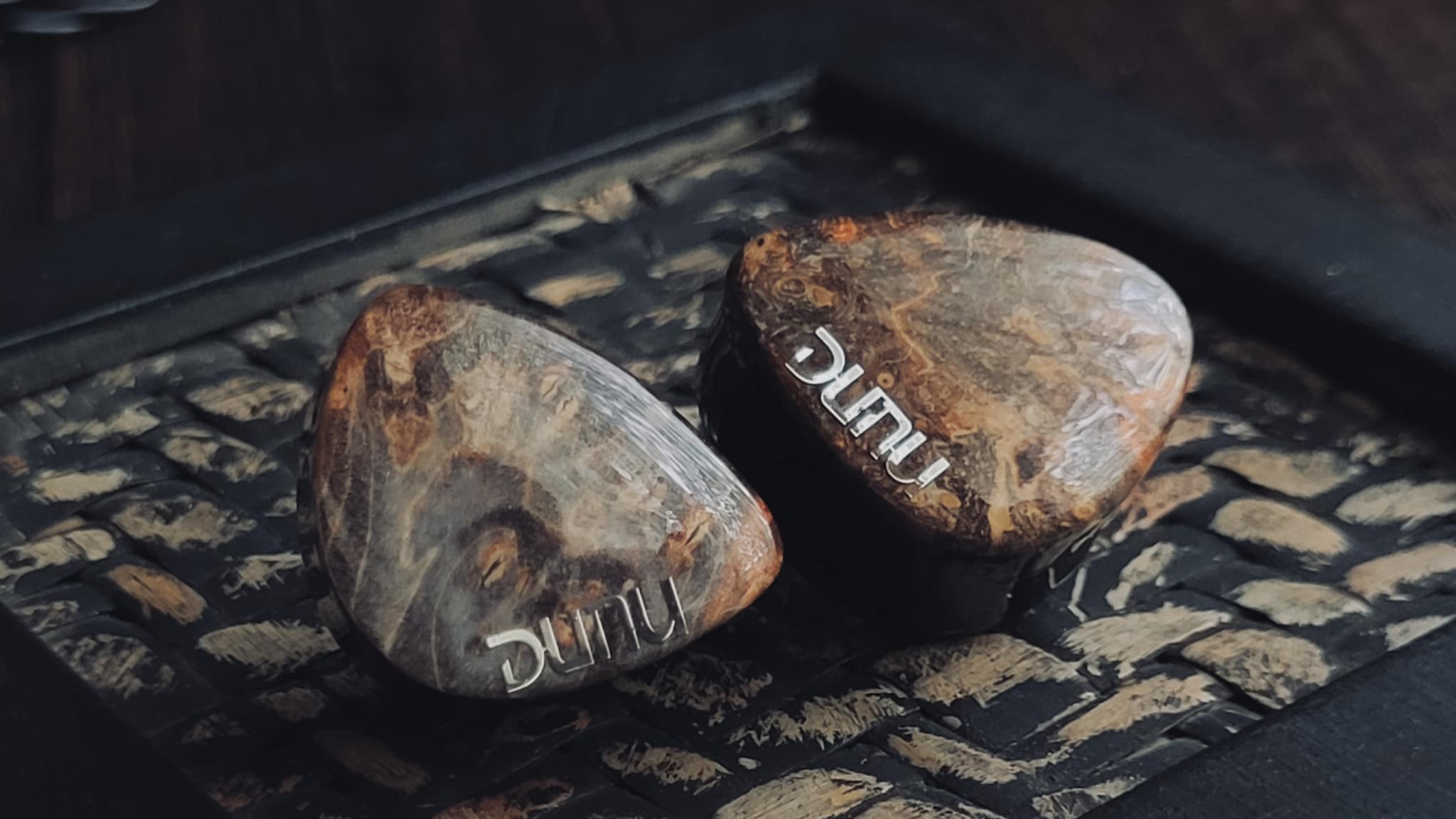 Dunu Davinci hybrid IEM review
