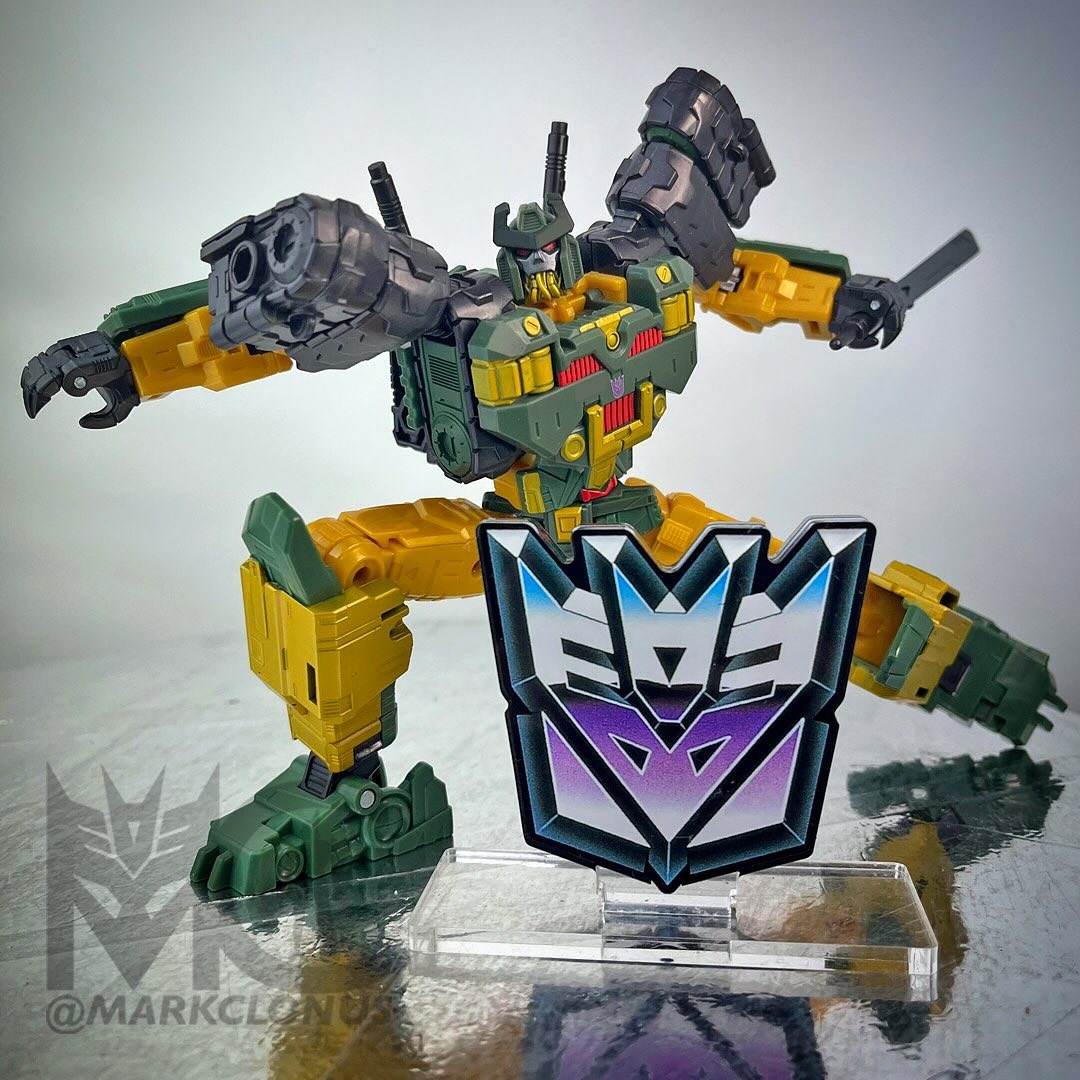 ZX Studio's Stormbringer Bludgeon kit design impresses