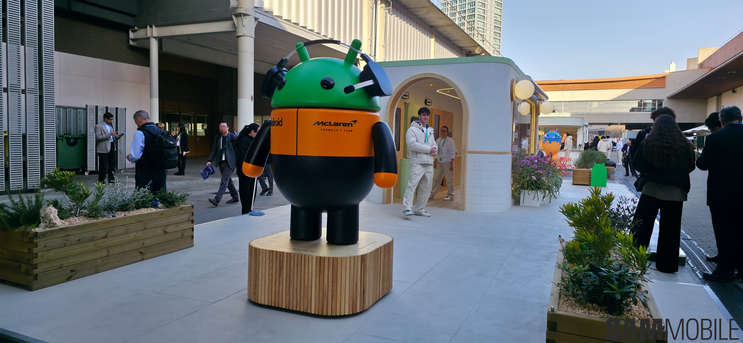 SamMobile - Today, Samsung announced that it is expanding... | Facebook