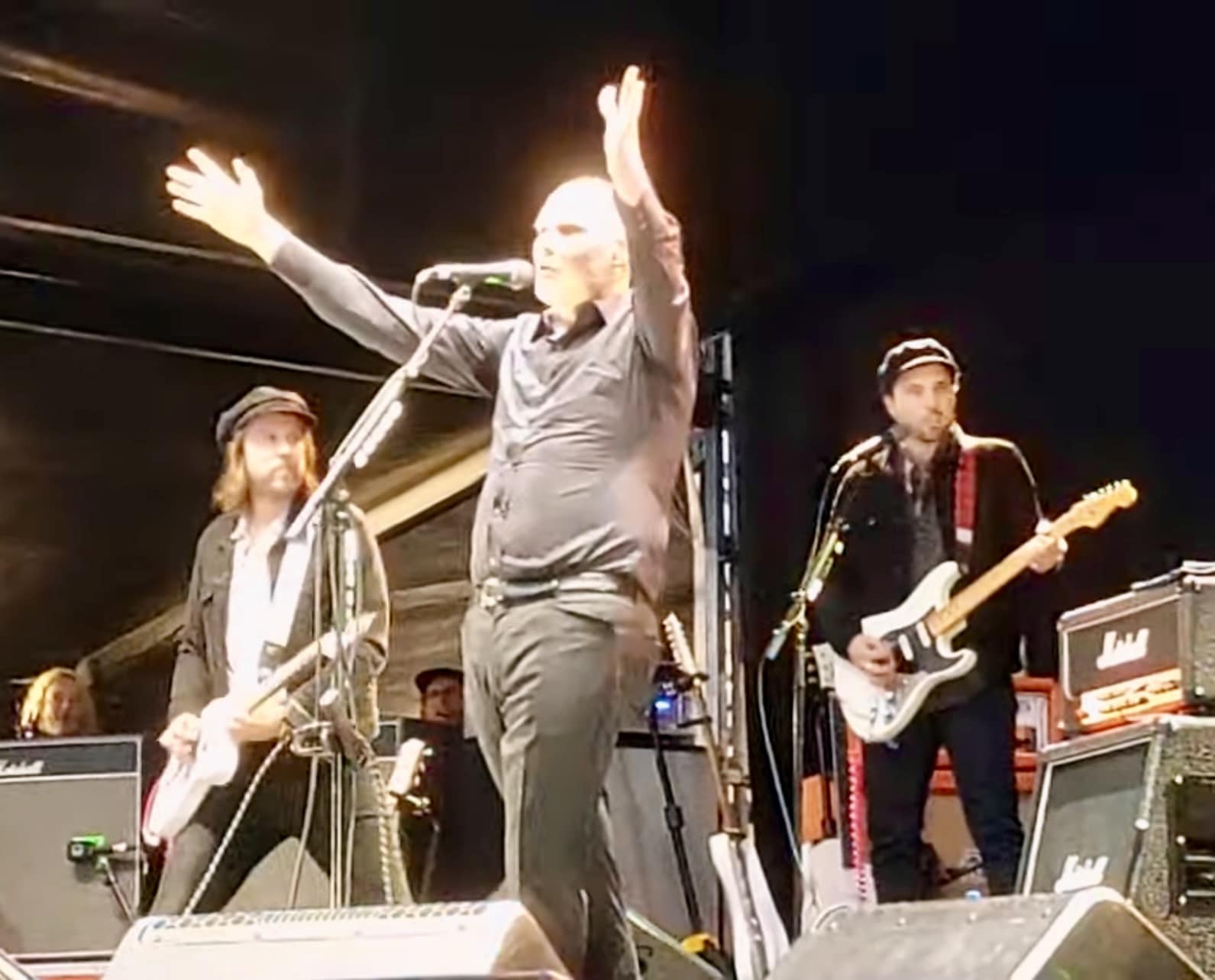 INXS - 🎸 Billy Corgan Paid Tribute to INXS with “Don’t Change” in ...
