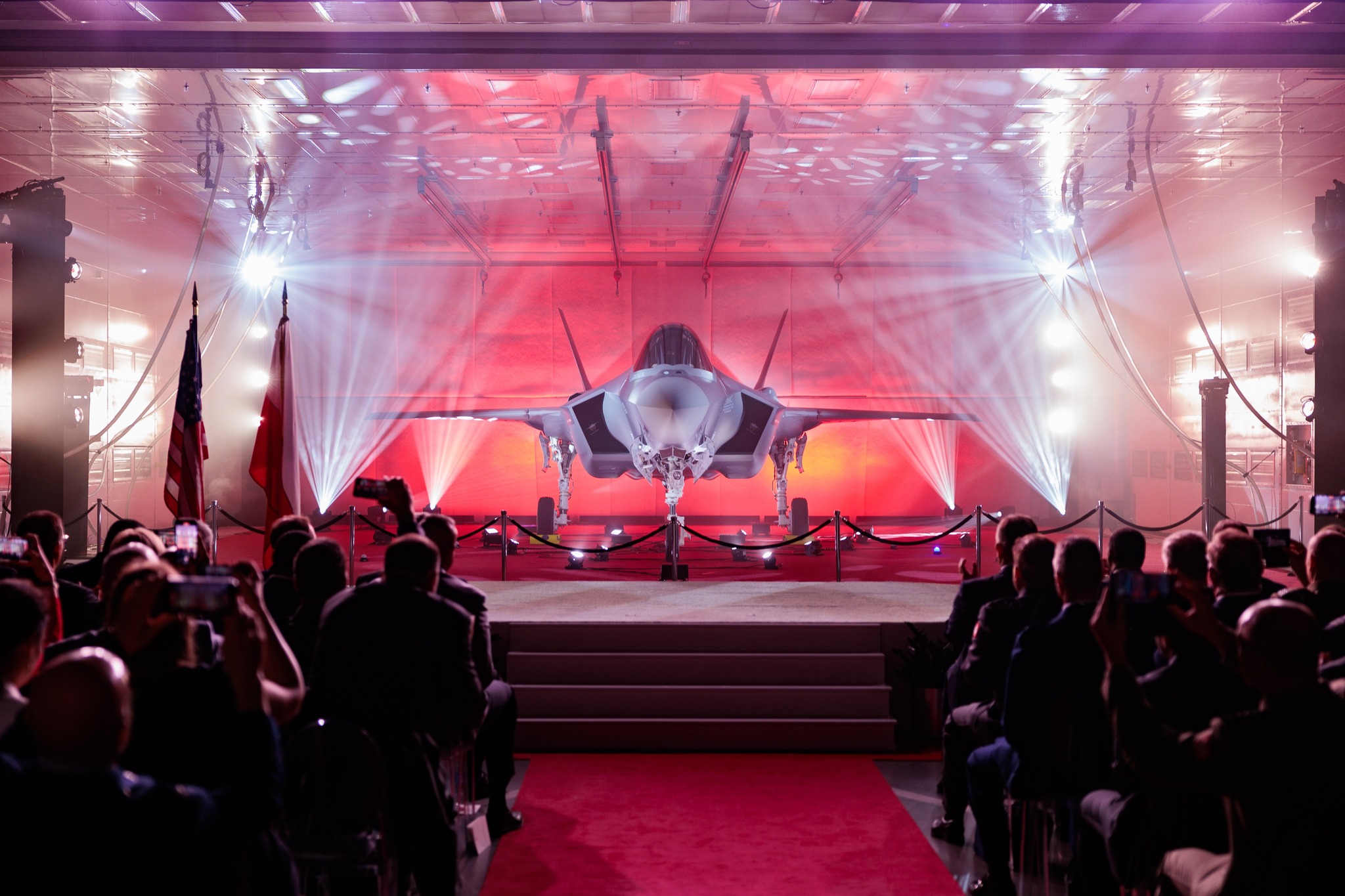 Wingtips - 🇵🇱⚡️งานเปิดตัวสุดอลังการของ Lockheed Martin...