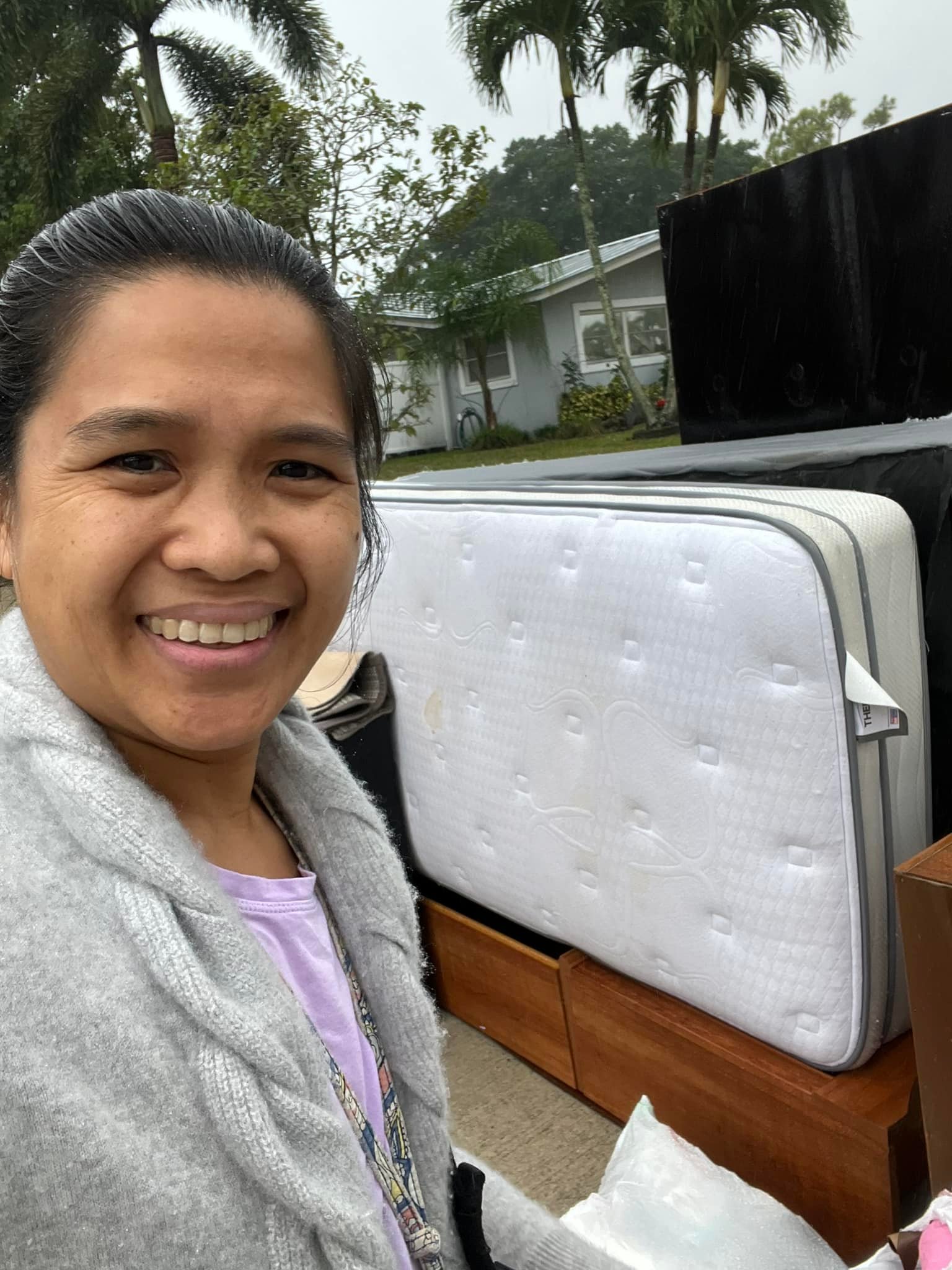 Inday - Laman ng bahay tinapon sana kasama na rin ang Bahay nila Inday ...